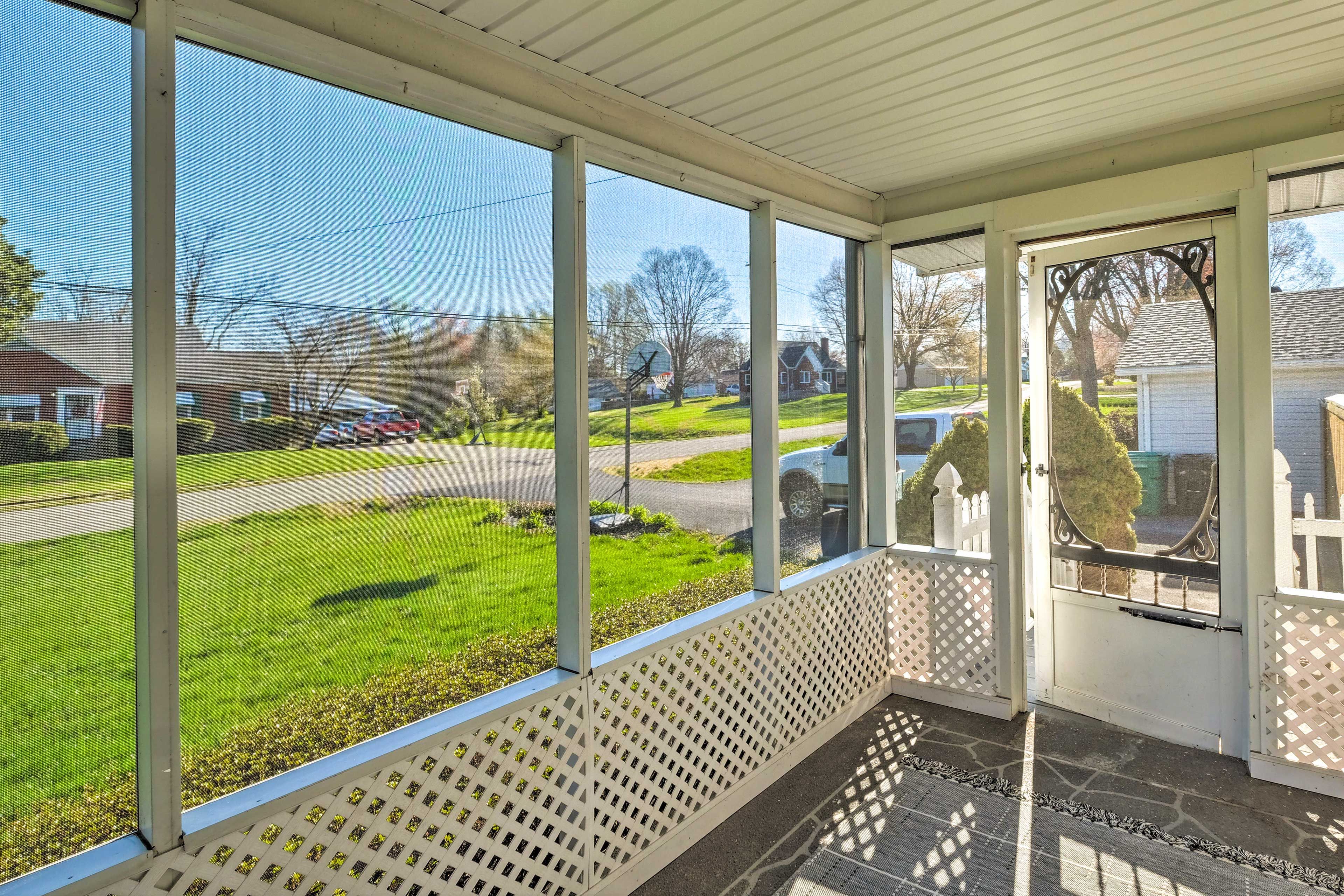 Screened Porch