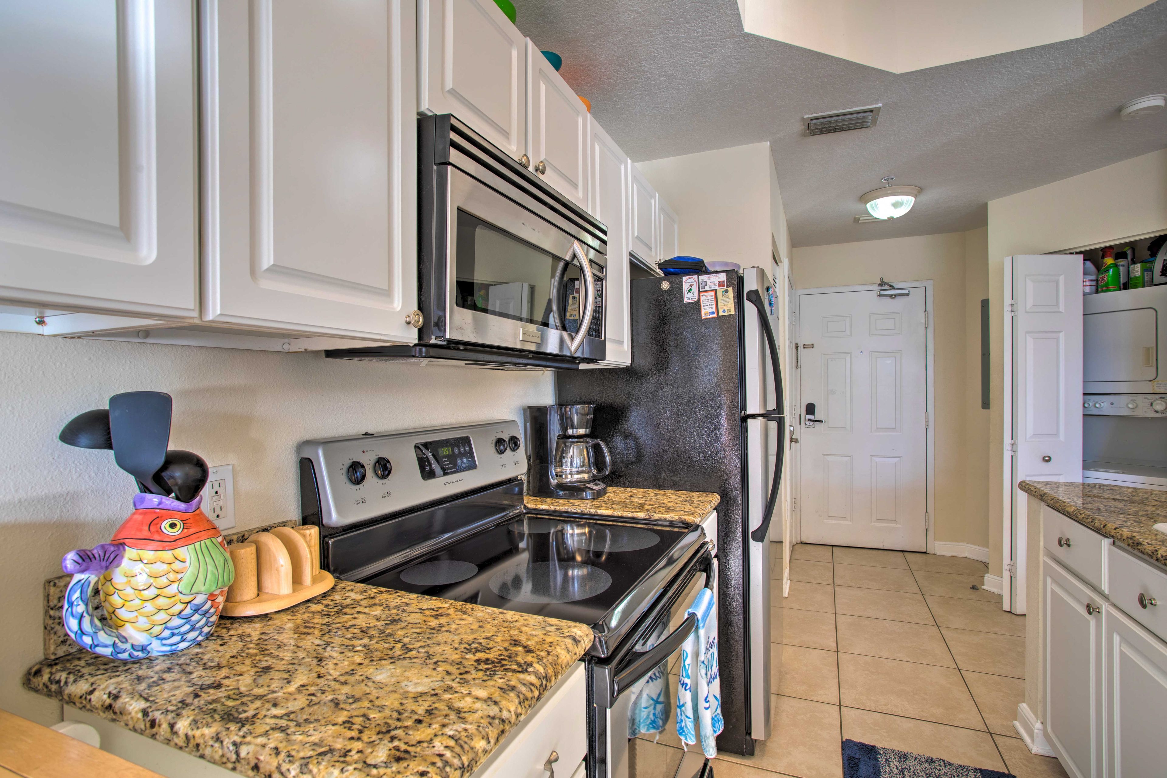 Kitchen | Trash Bags | Paper Towels