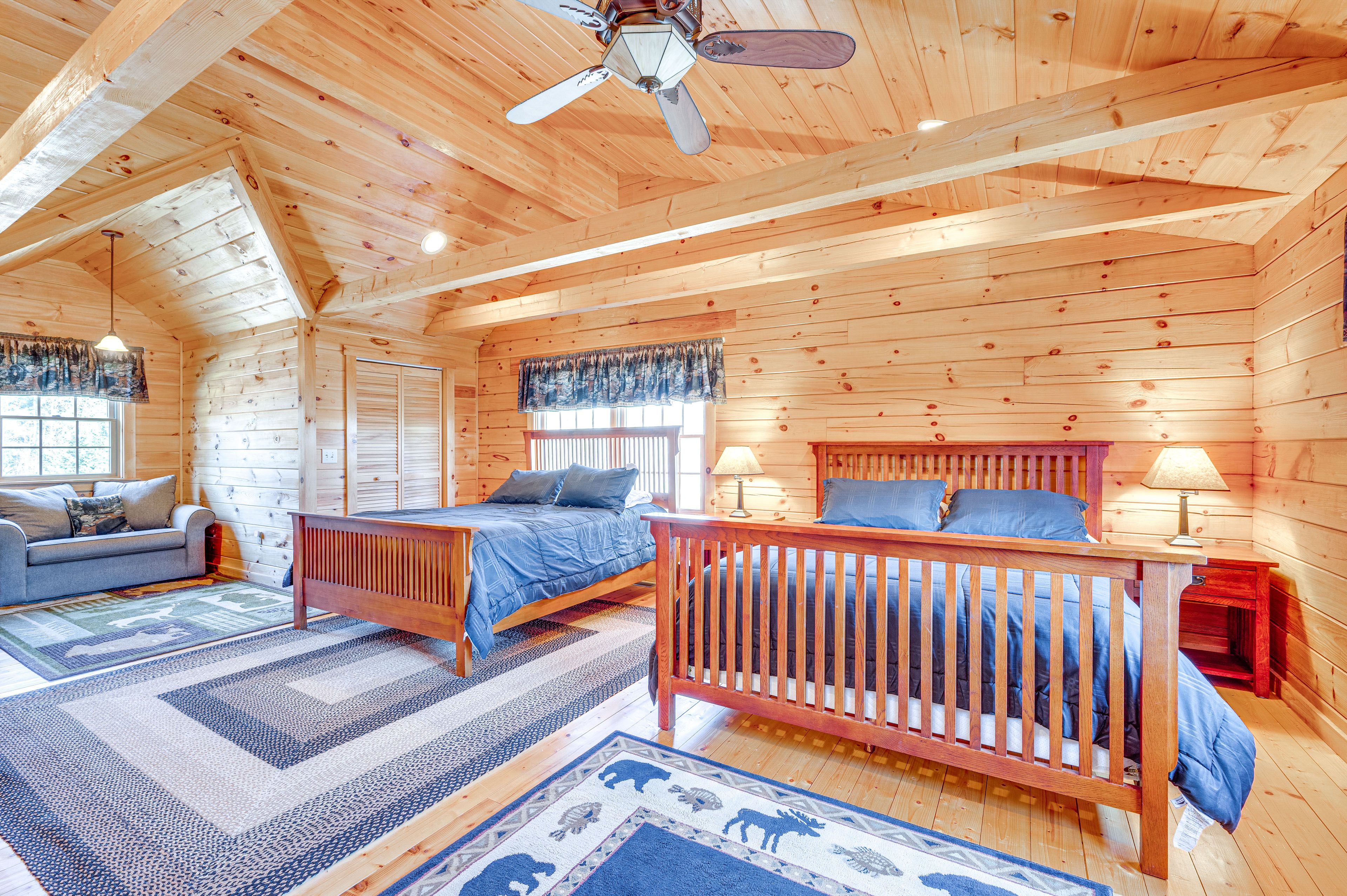 Bedroom 1 | Queen Bed | Full Bed | Upper Floor