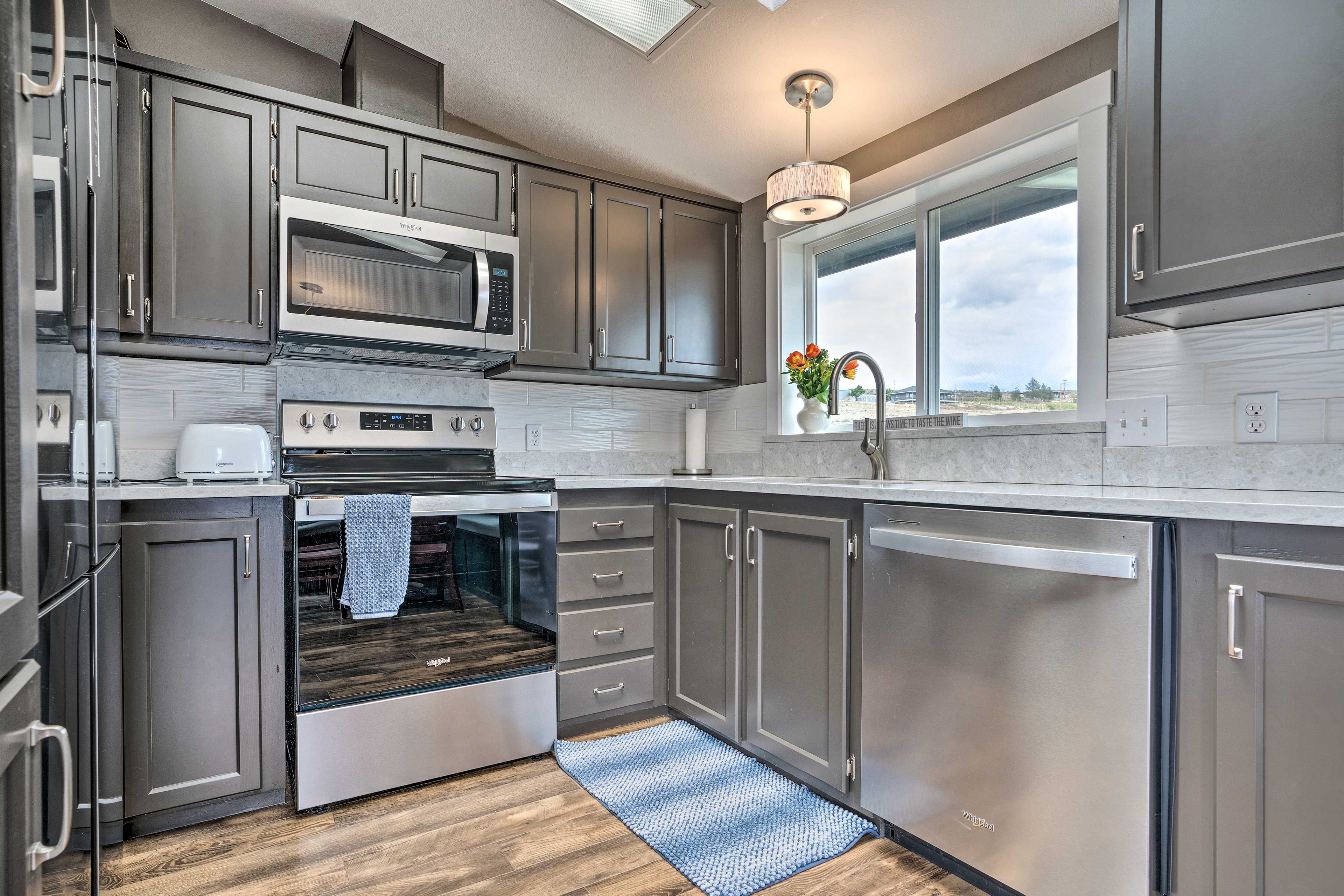 Kitchen | Main Floor | Coffee Maker | Toaster