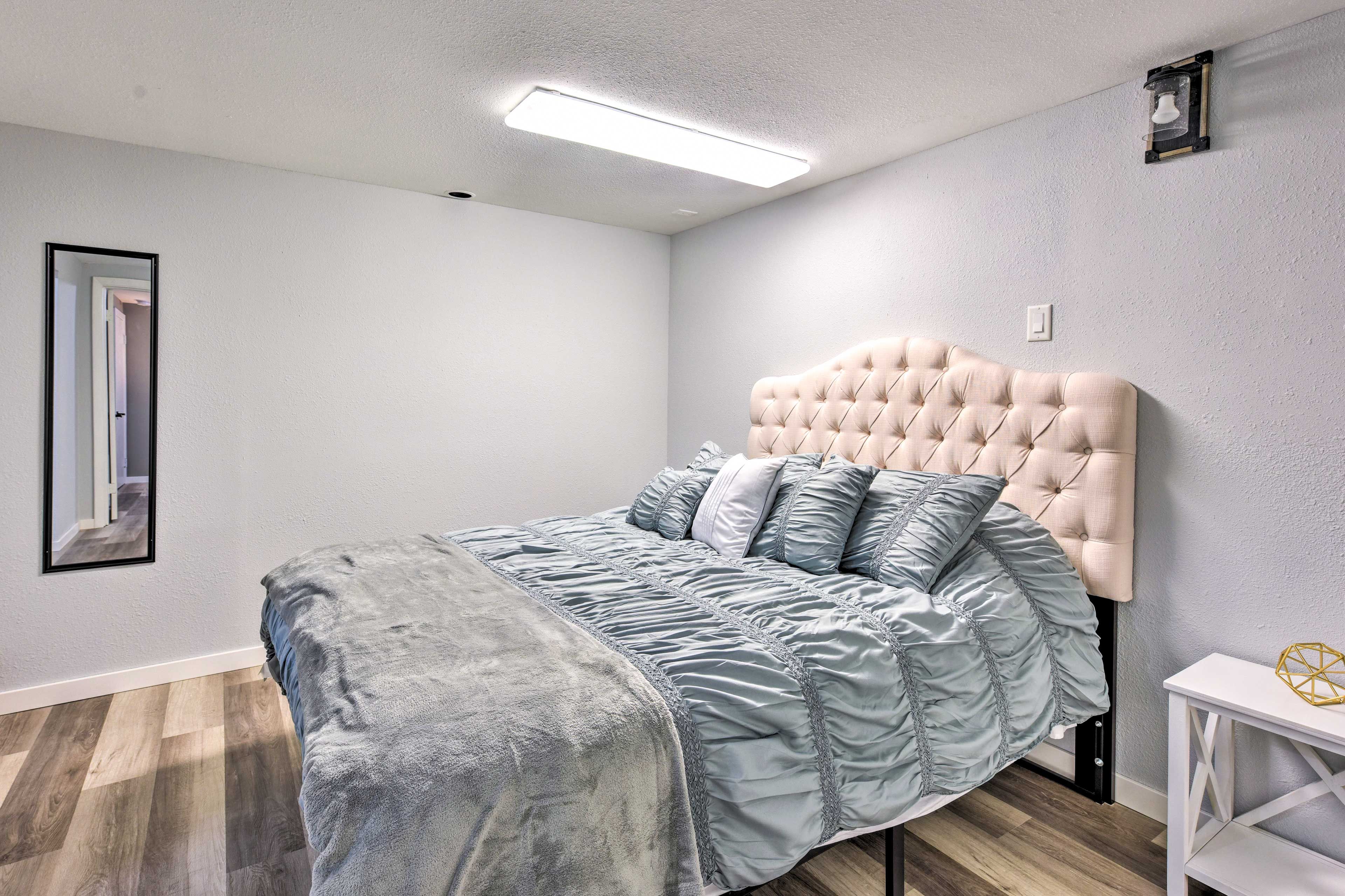 Bedroom 4 | Queen Bed | Lower Level