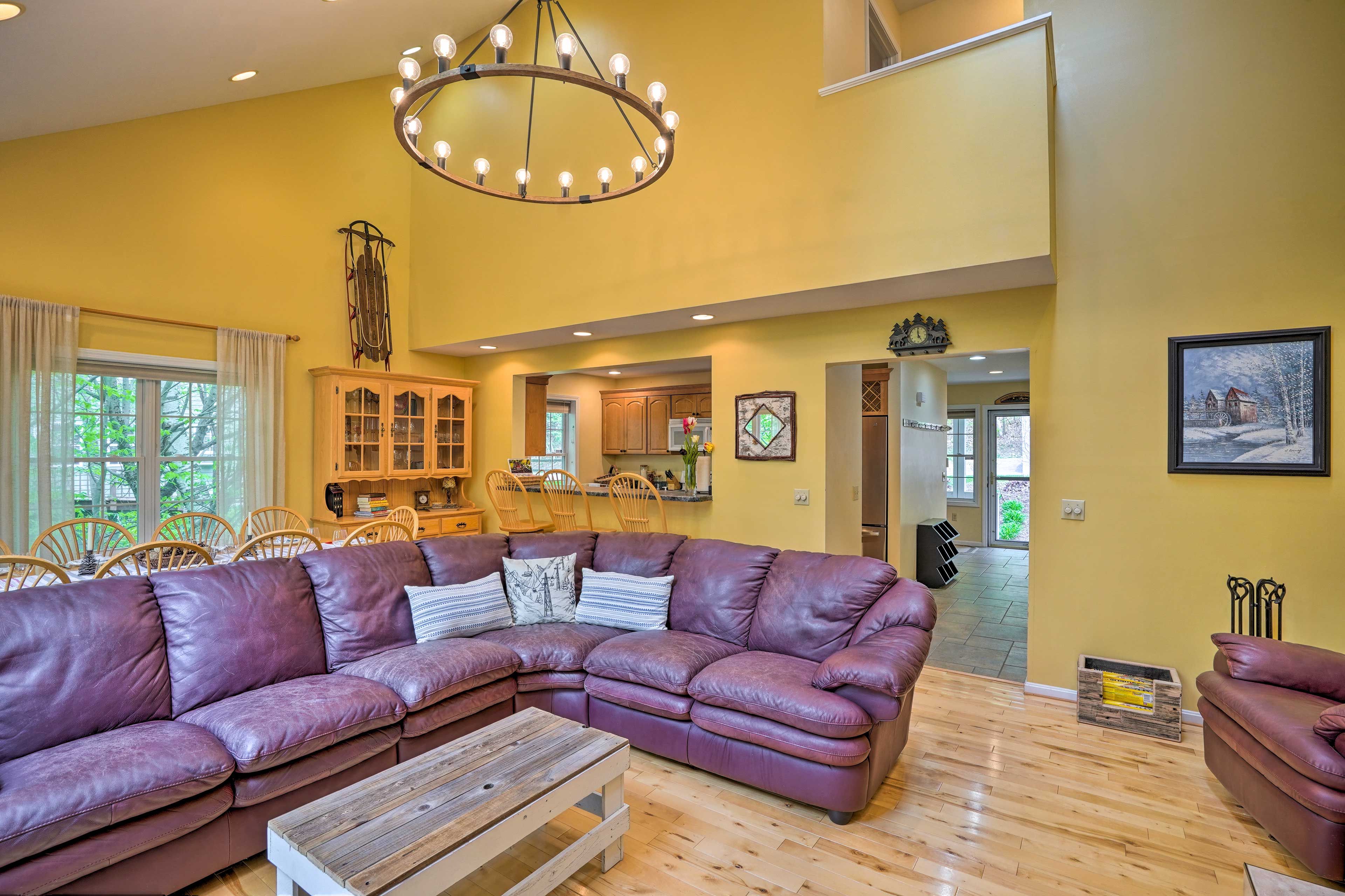 Living Room | Smart TV