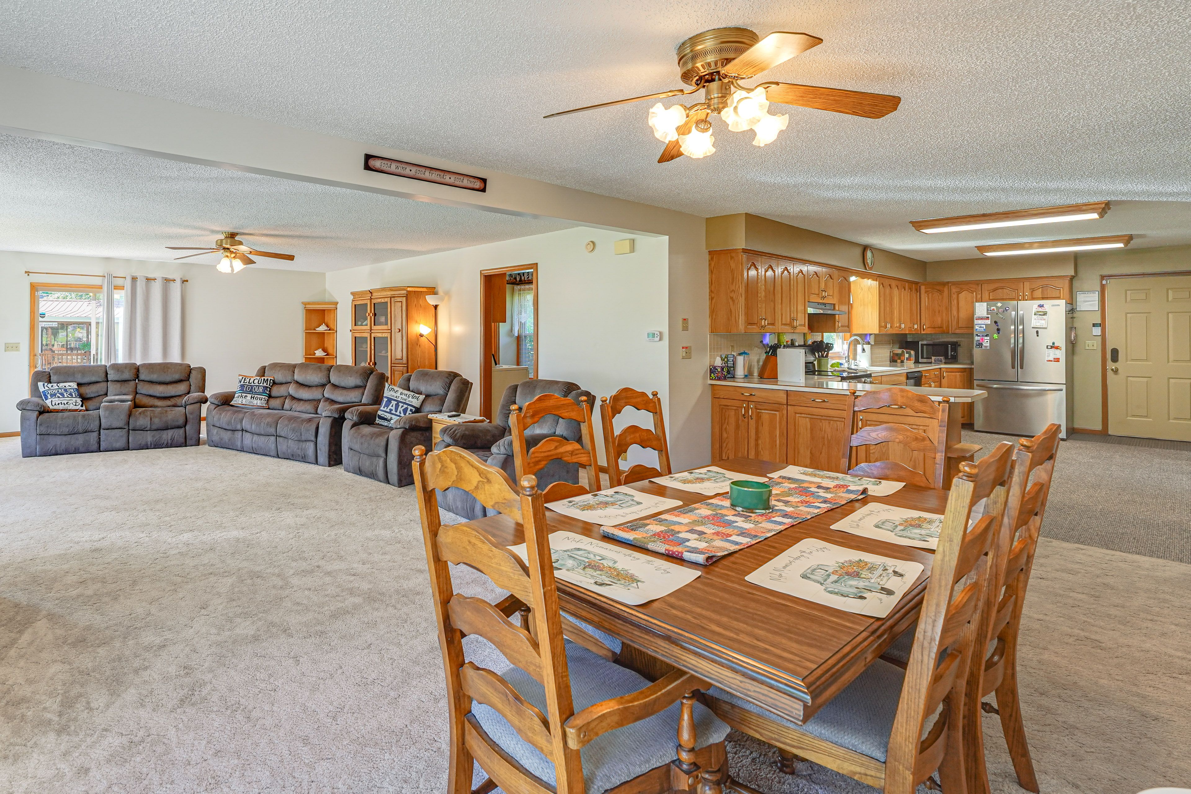 Dining Area | Dishware & Flatware
