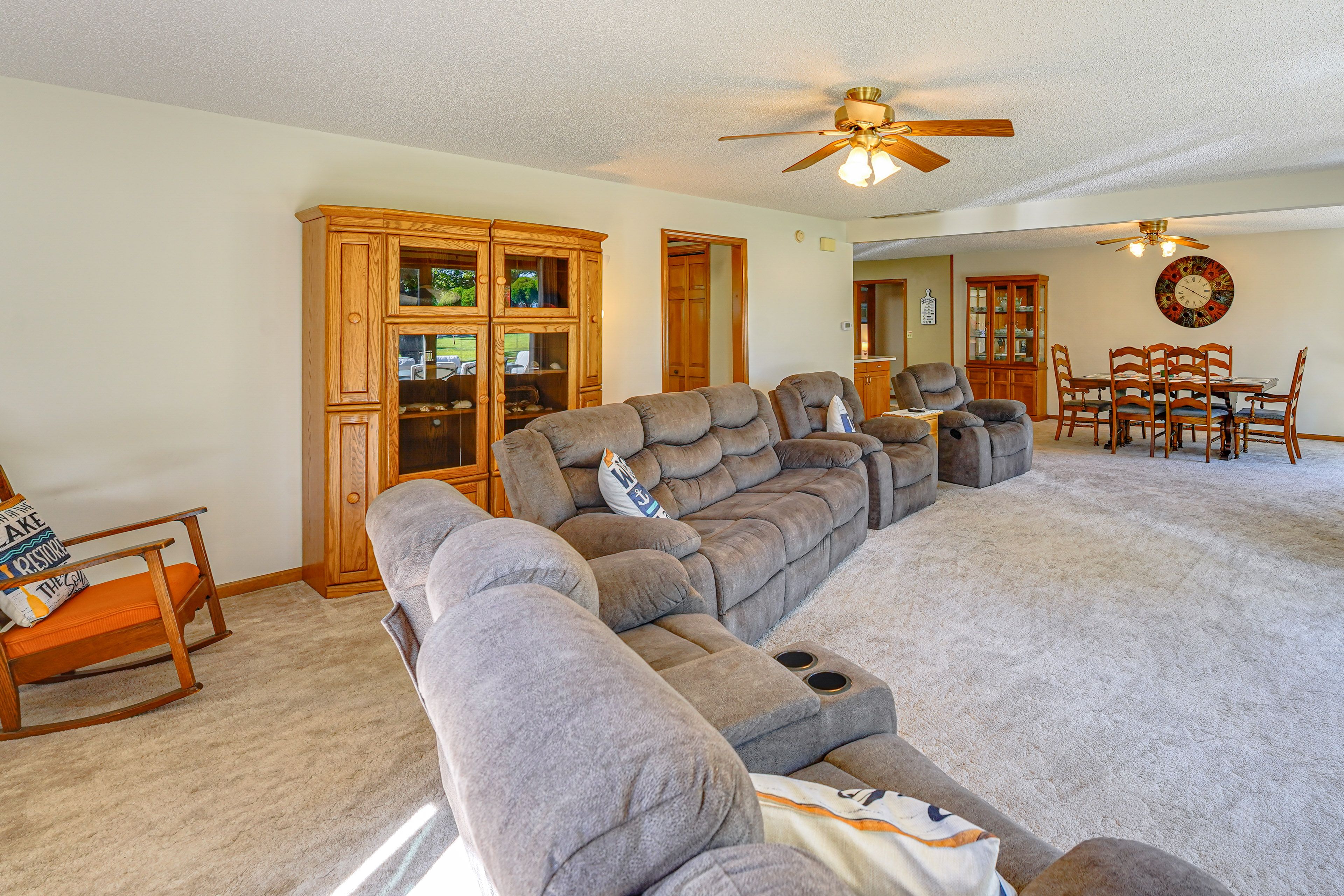 Living Room | Central A/C & Heat