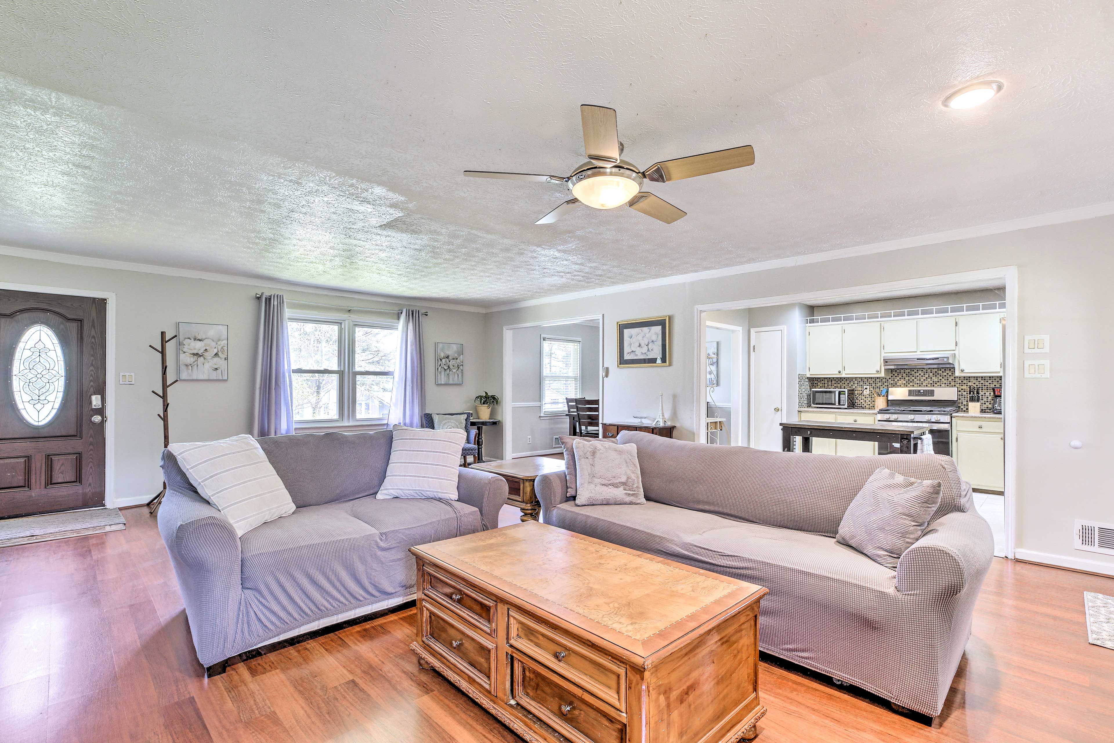 Living Room | Central A/C
