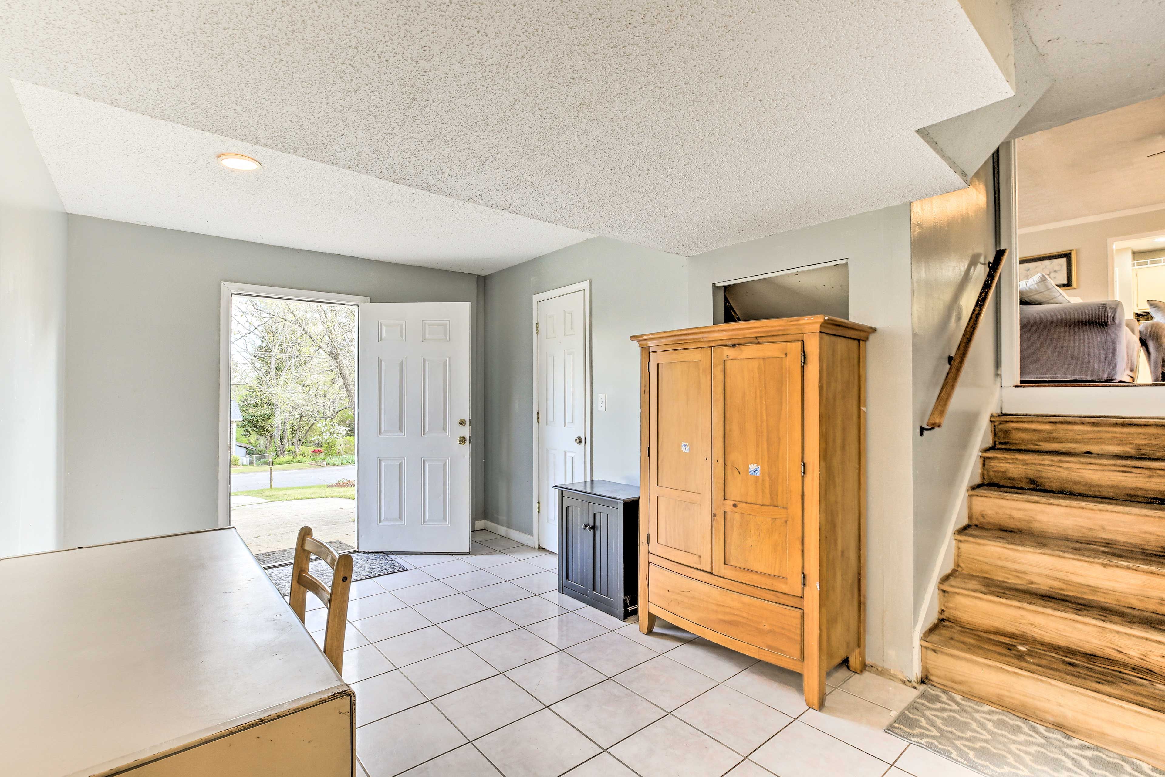 Front Entrance | 1st Floor