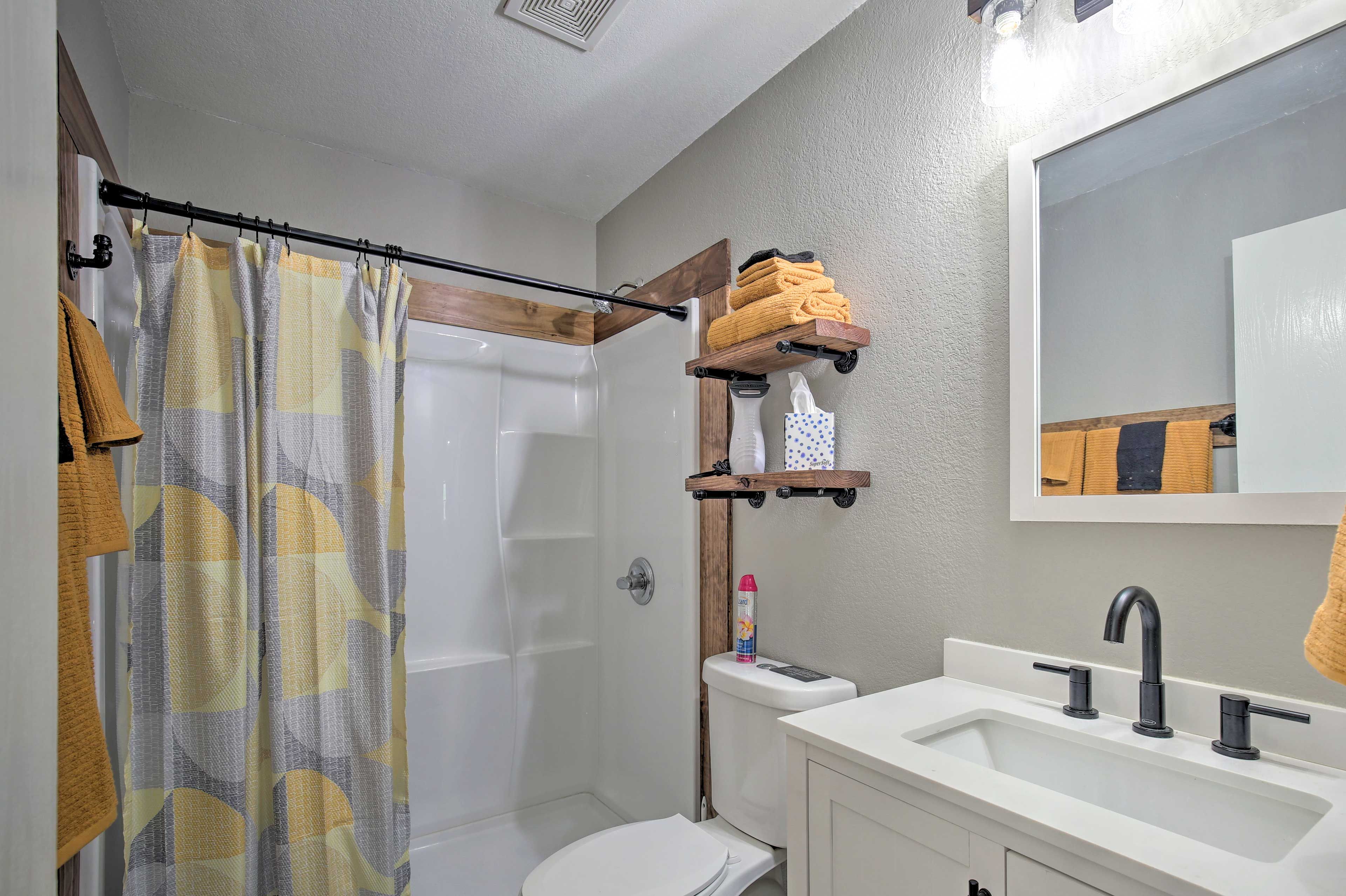 Full Bathroom