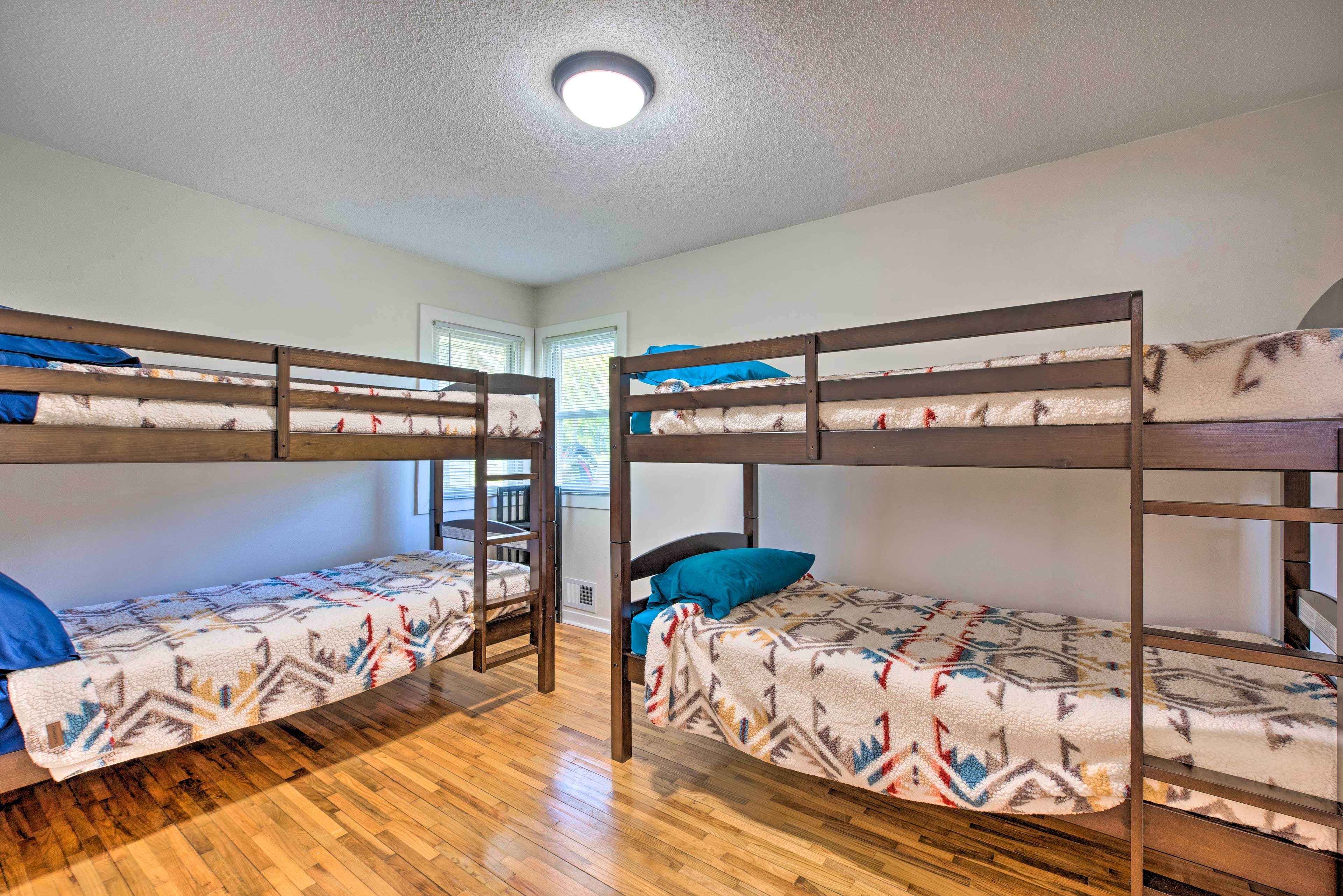 Bedroom 2 | Main Level | 2 Twin Bunk Beds (Weight Limit of 125 Lbs)
