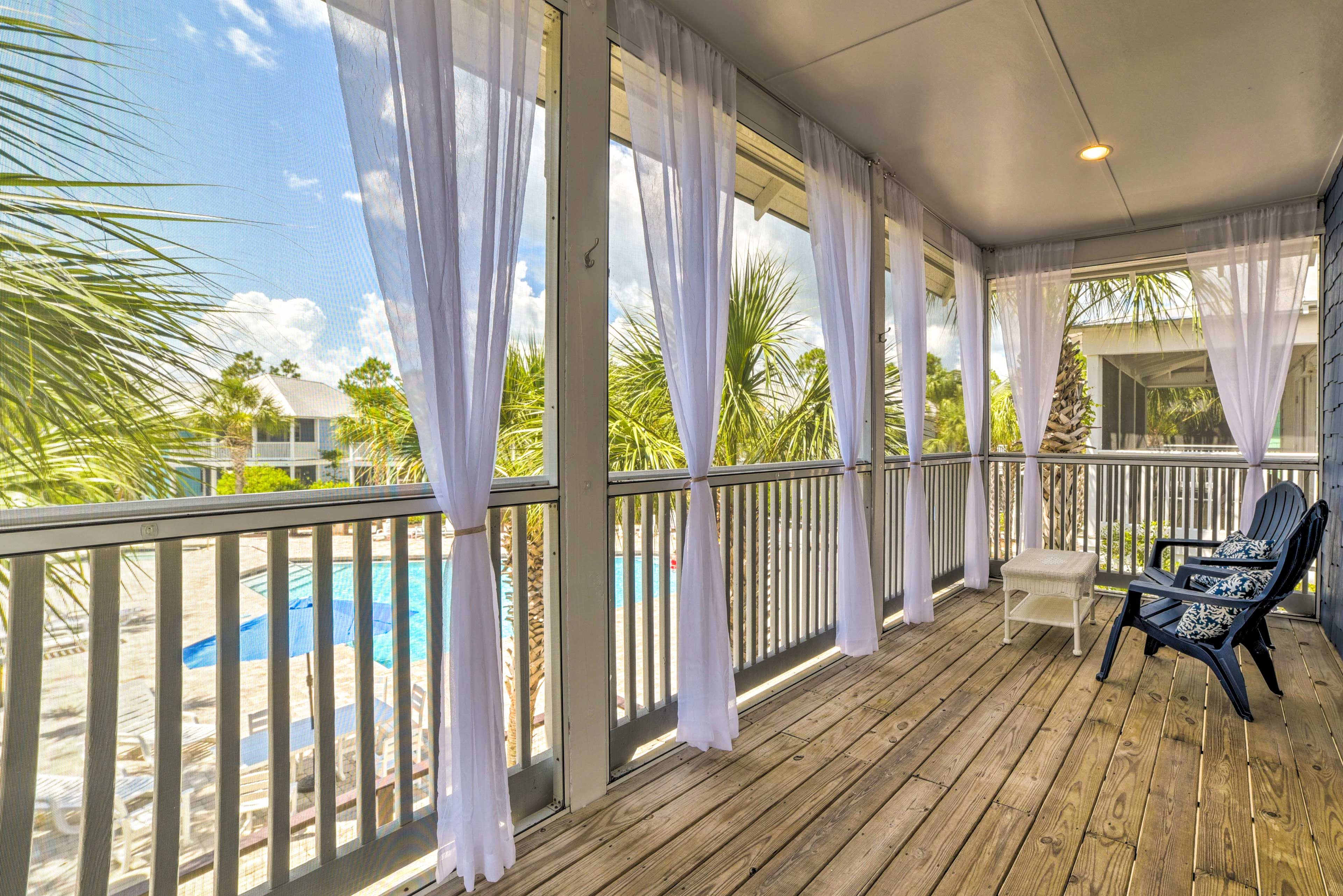 Screened Porch | Community Pool | Close to Dining & Shopping