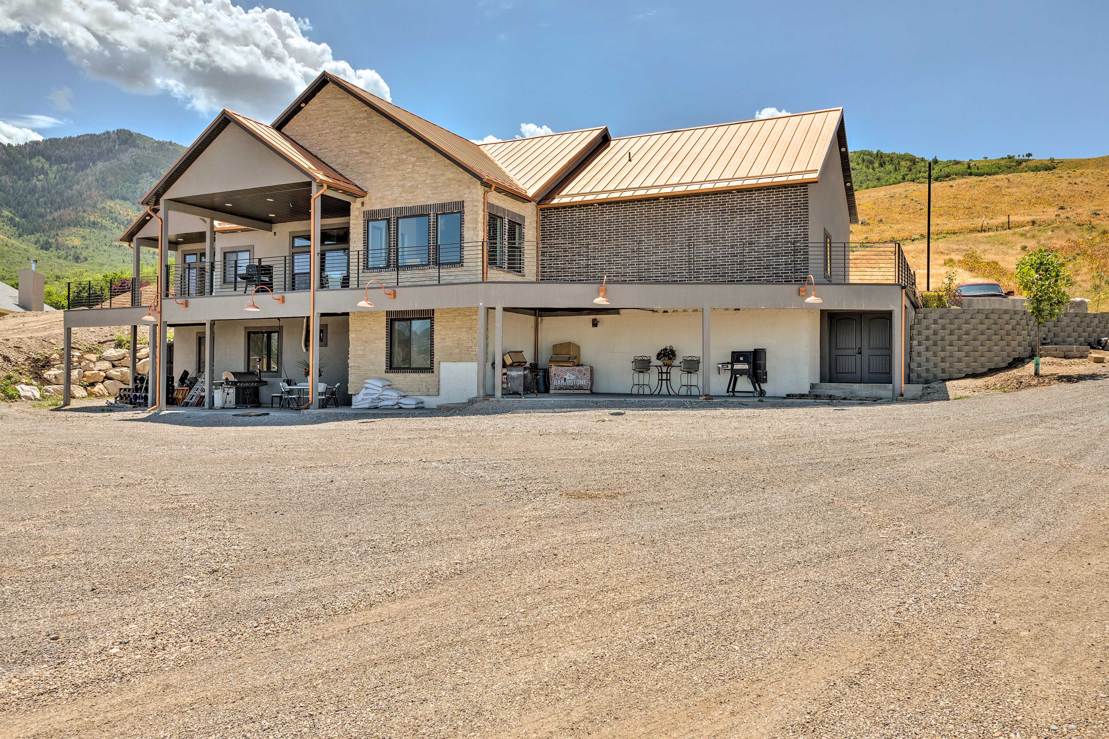 Property Exterior | Covered Parking (5 Vehicles) | RV/Trailer Parking