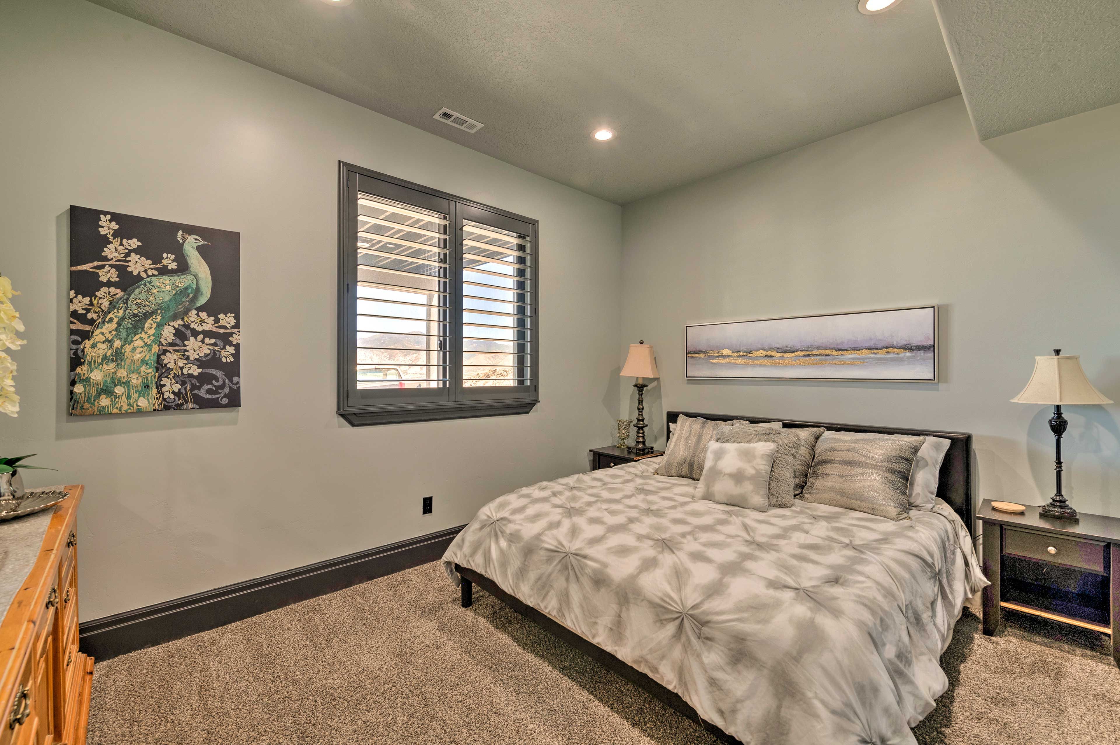 Bedroom 1 | California King Bed