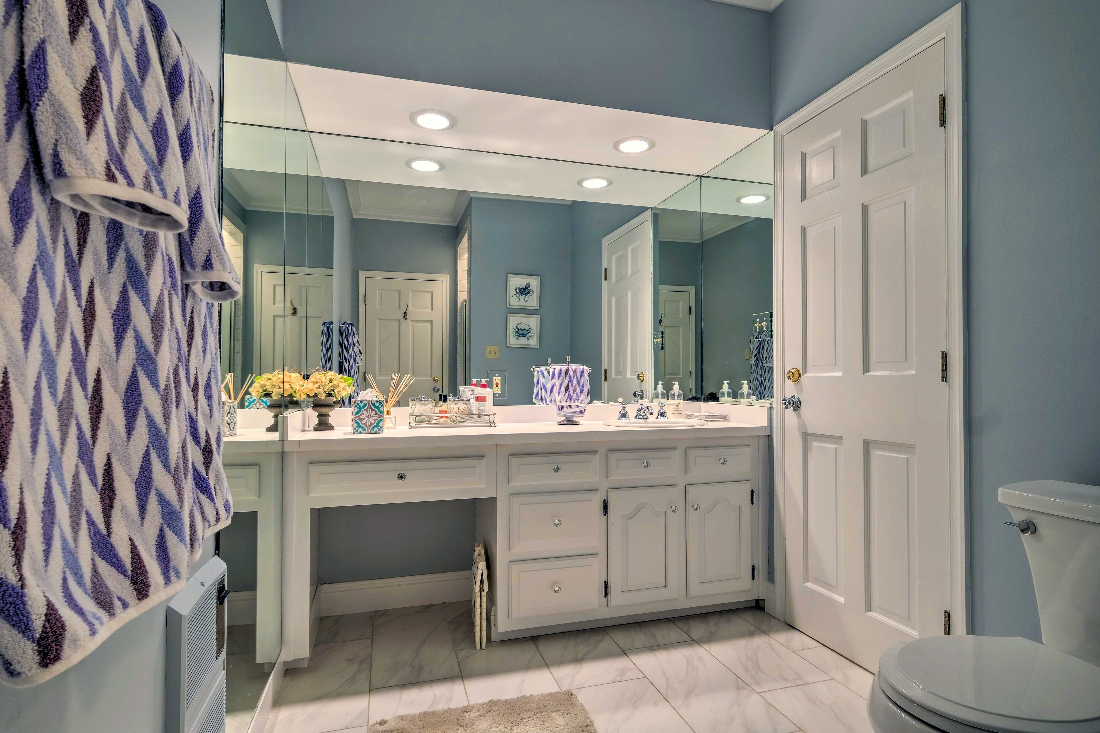 Full En-Suite Bathroom