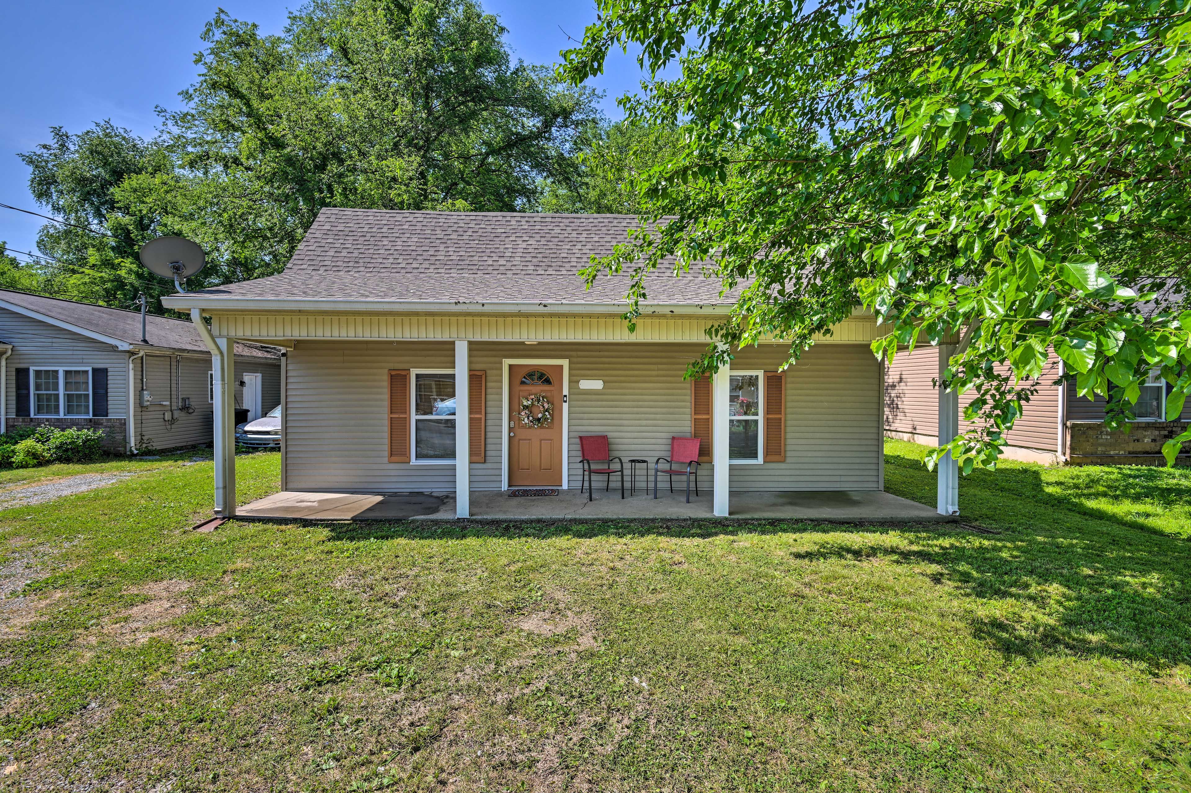 Property Exterior | 3 Exterior Security Cameras | Free WiFi