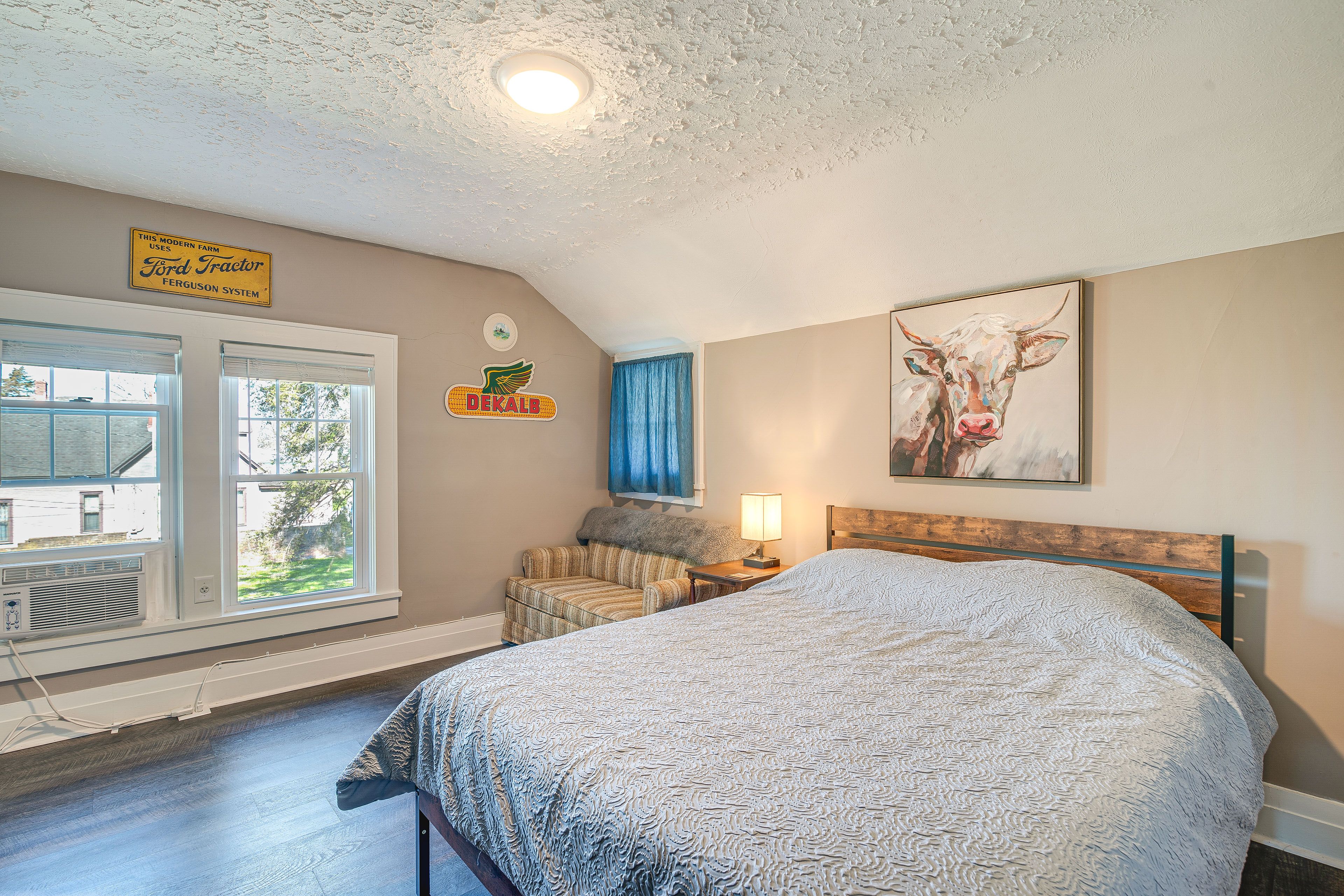 Bedroom 3 | Queen Bed | Sleeper Sofa | 2nd Floor