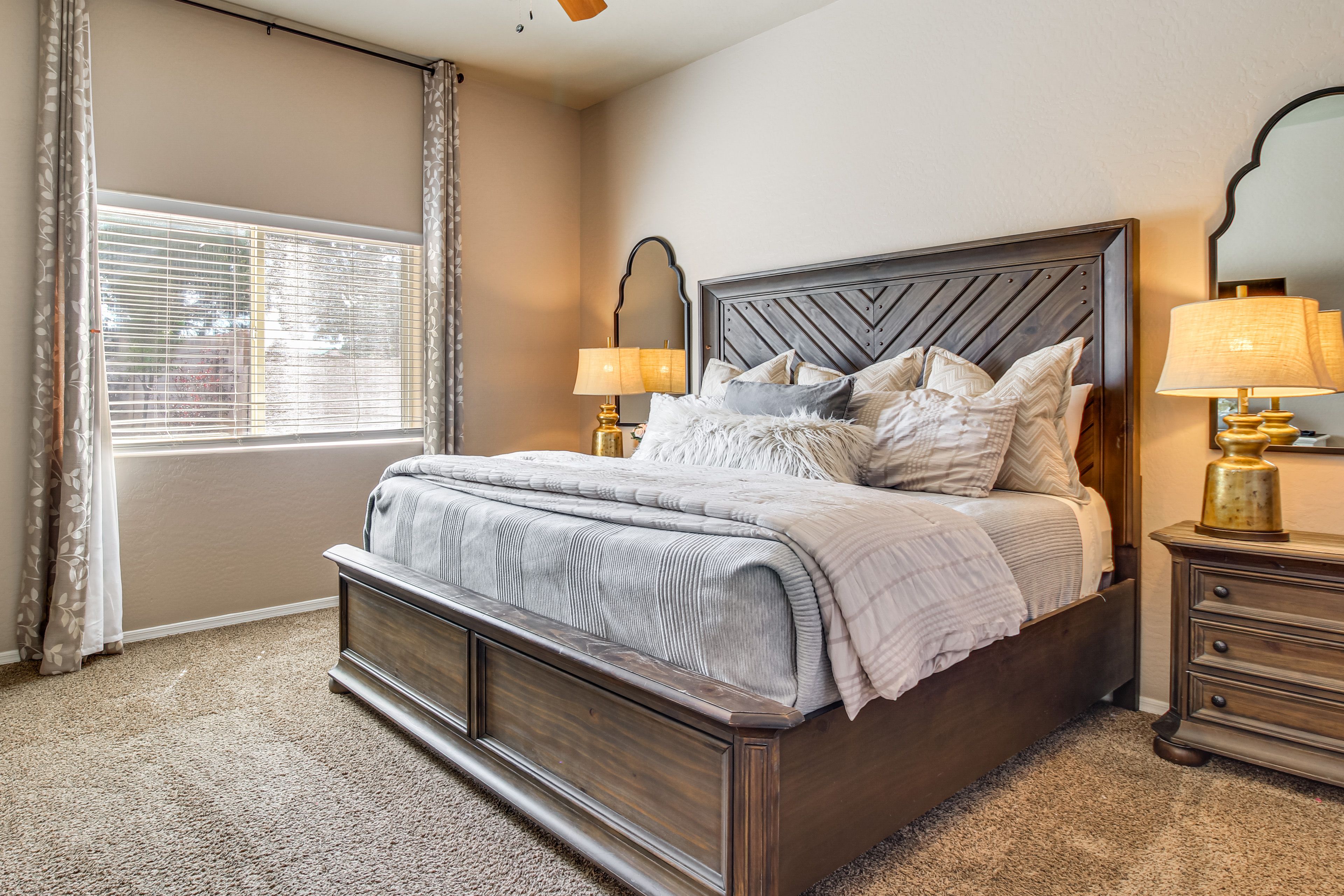 Bedroom 1 | King Bed | Smart TV | En-Suite Bathroom