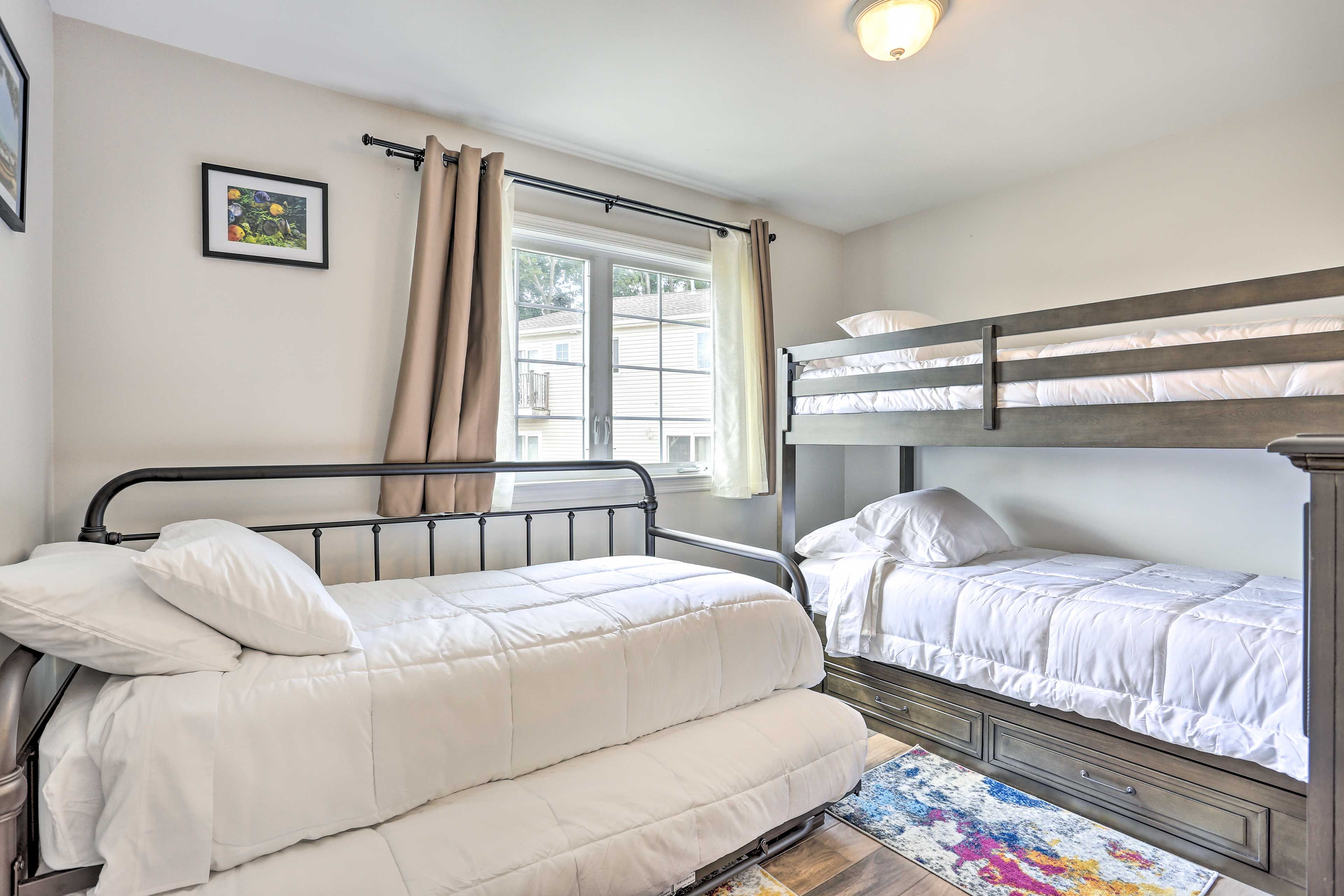 Bedroom 2 | Twin Bunk Bed | Twin Daybed w/ Twin Trundle