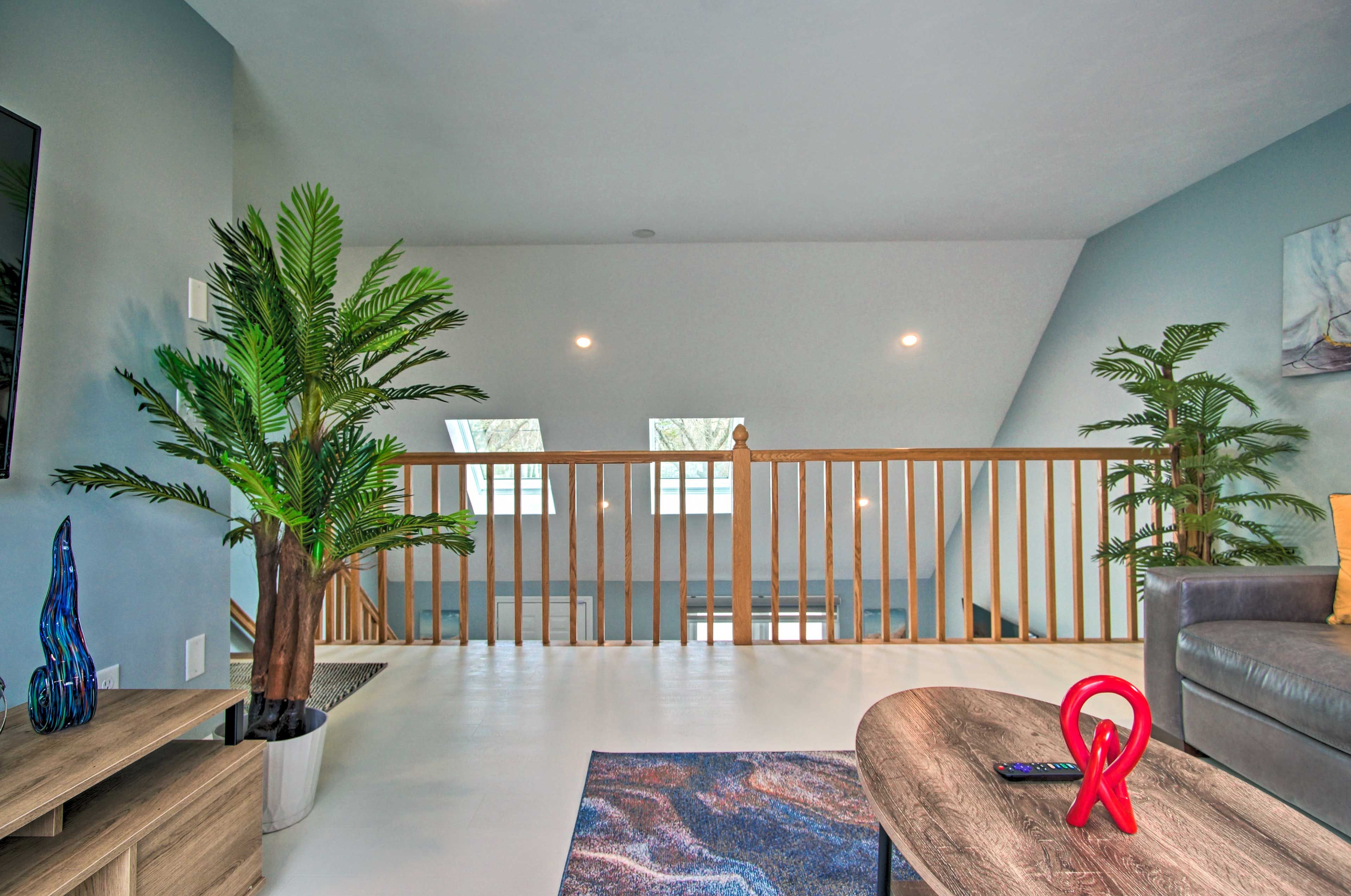 Furnished Loft | Free High-Speed WiFi (300 mpbs)