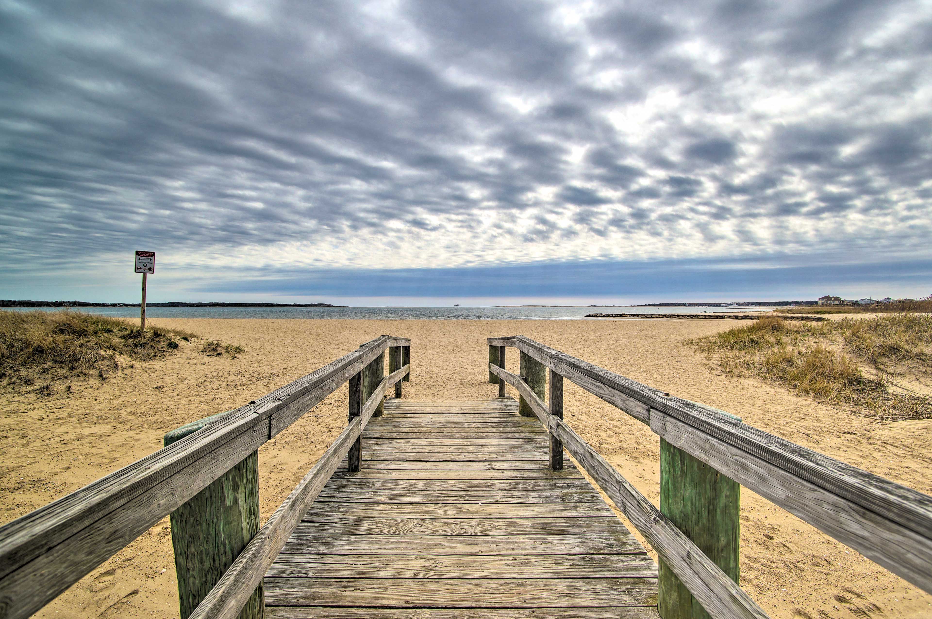 Englewood Beach (0.4 miles)