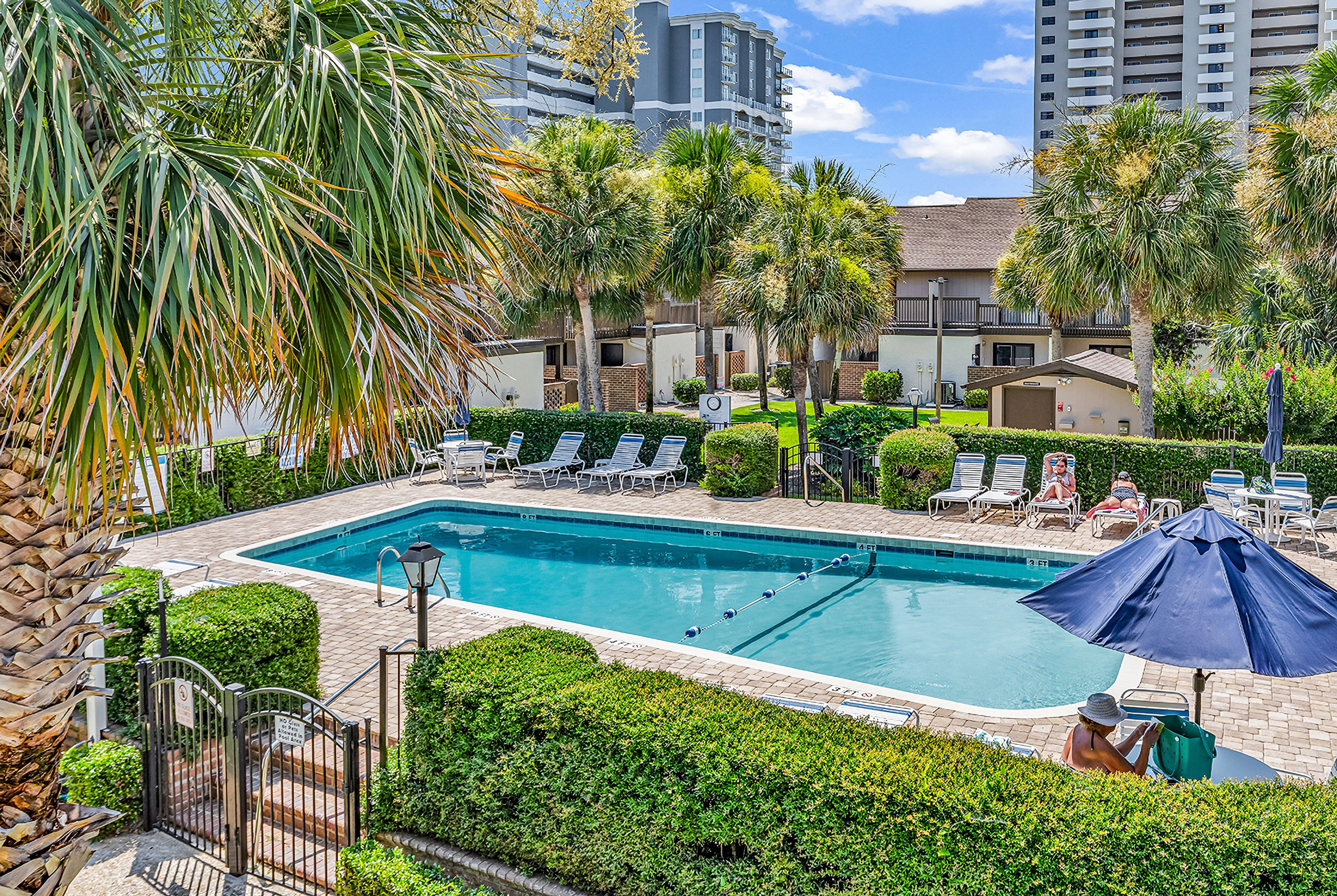 Sea Gate Villas | Community Pool