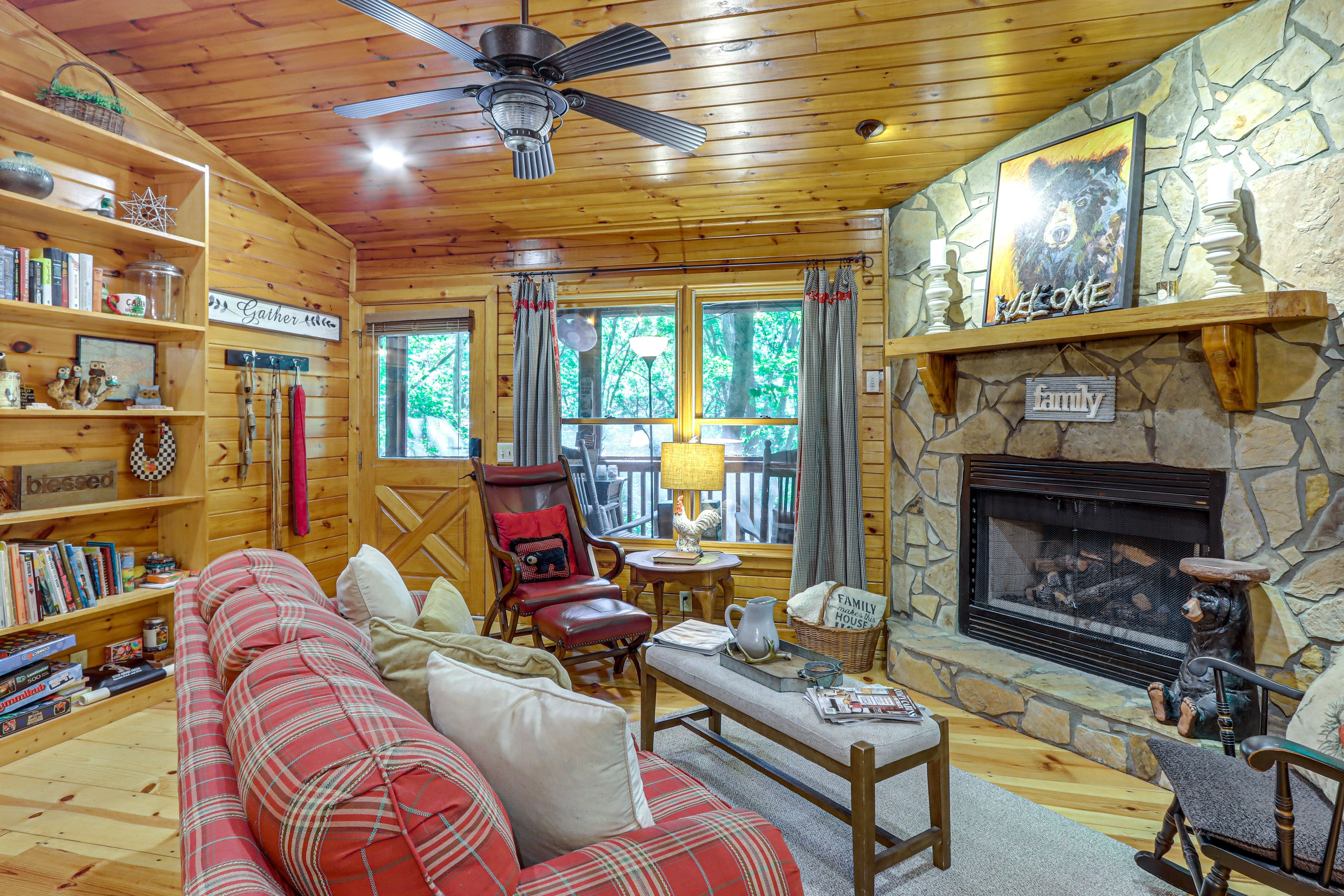 Blue Ridge Vacation Rental | 2BR | 1BA | Access Only By Stairs | 700 Sq Ft