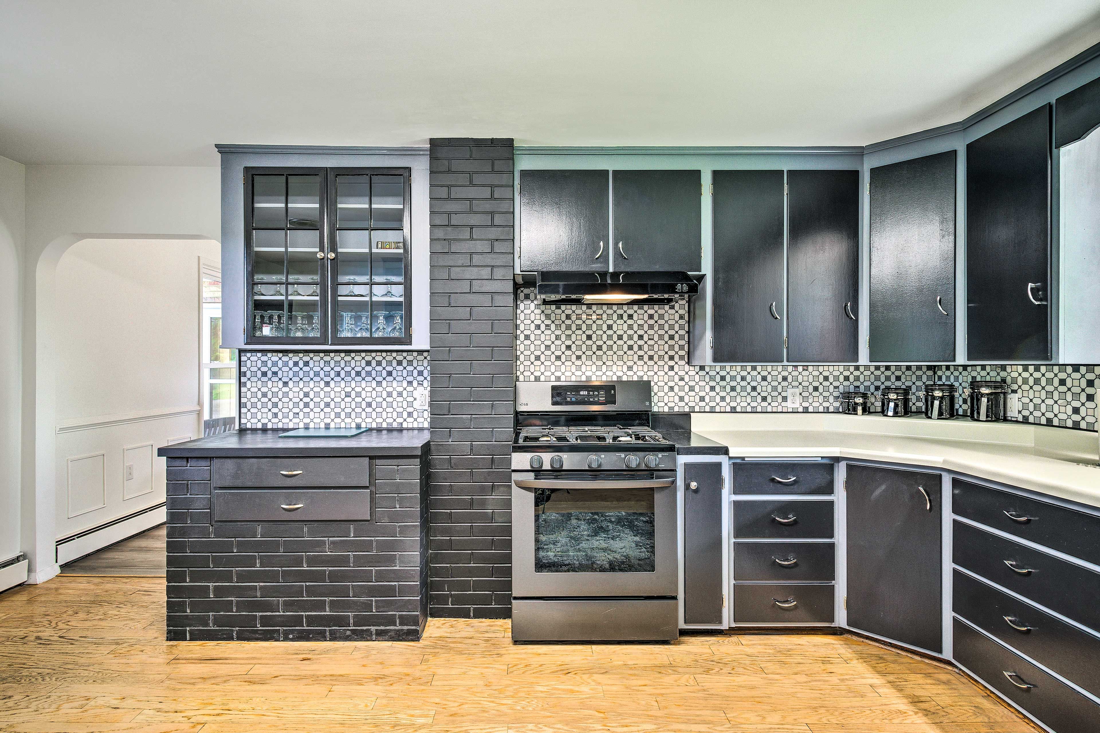 Kitchen | Coffee Maker | Toaster | Cooking Basics | Bakeware