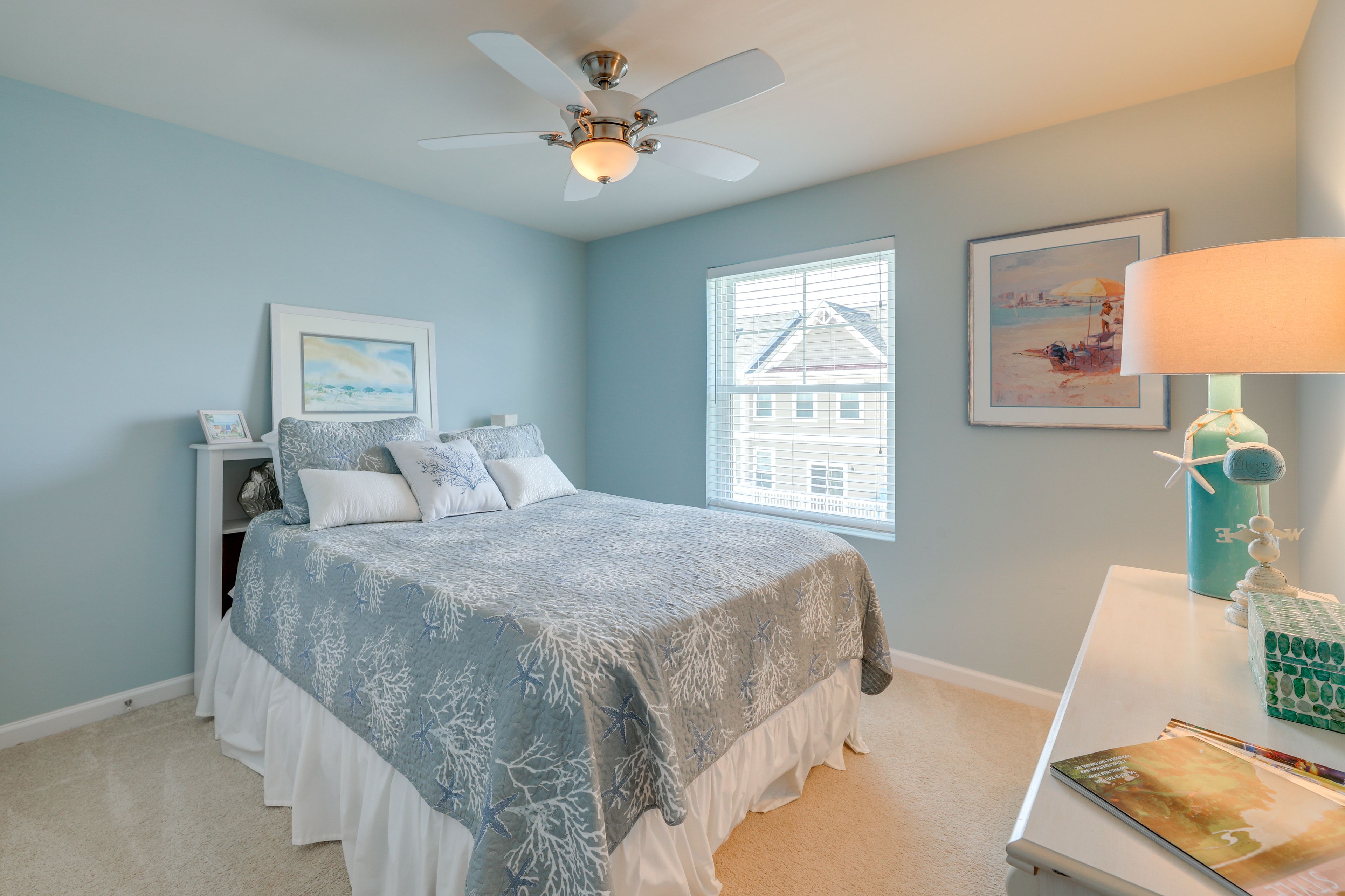 Bedroom 2 | Queen Bed