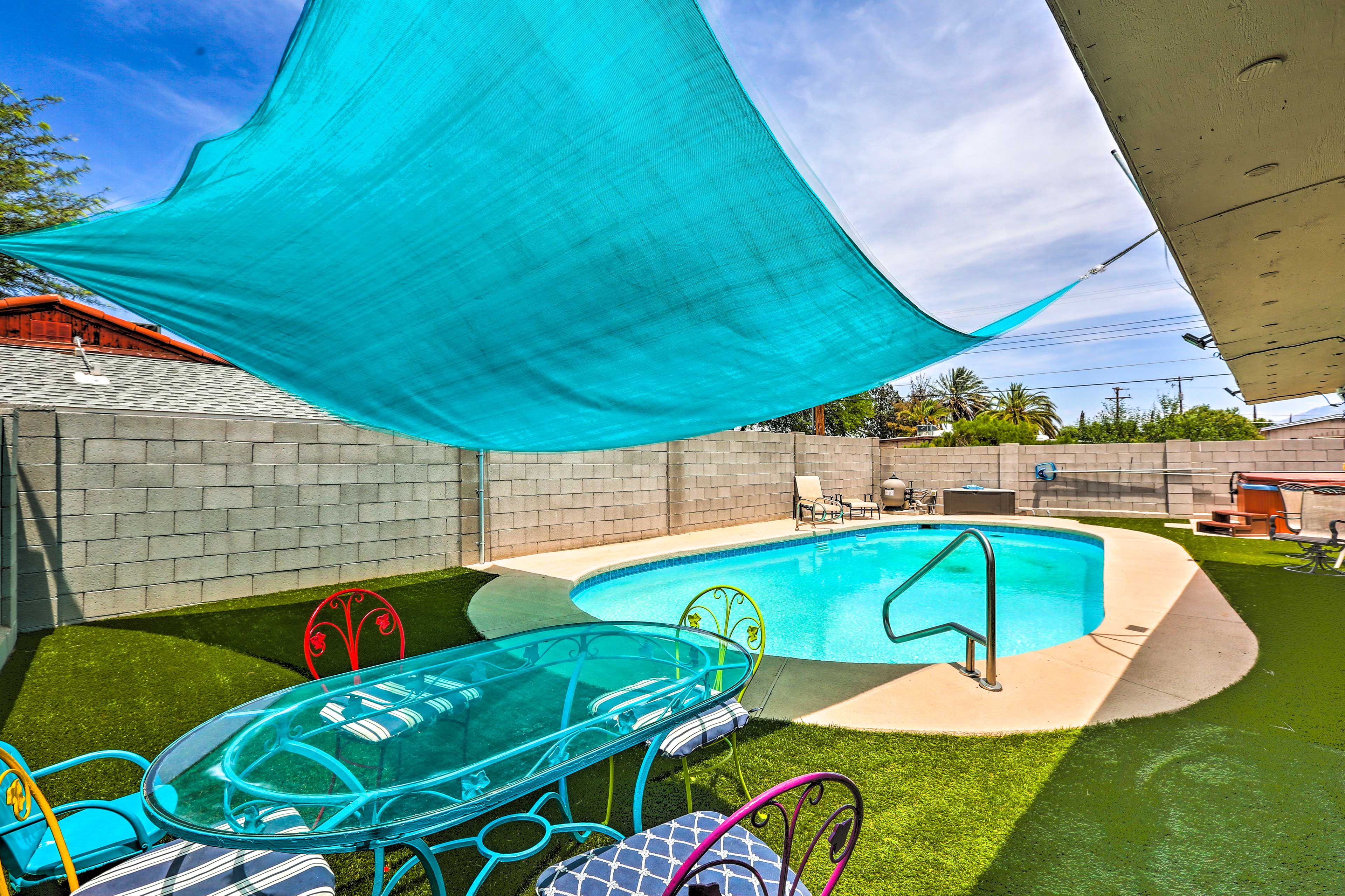 Pool Area | Depth (3'-8') | Unheated