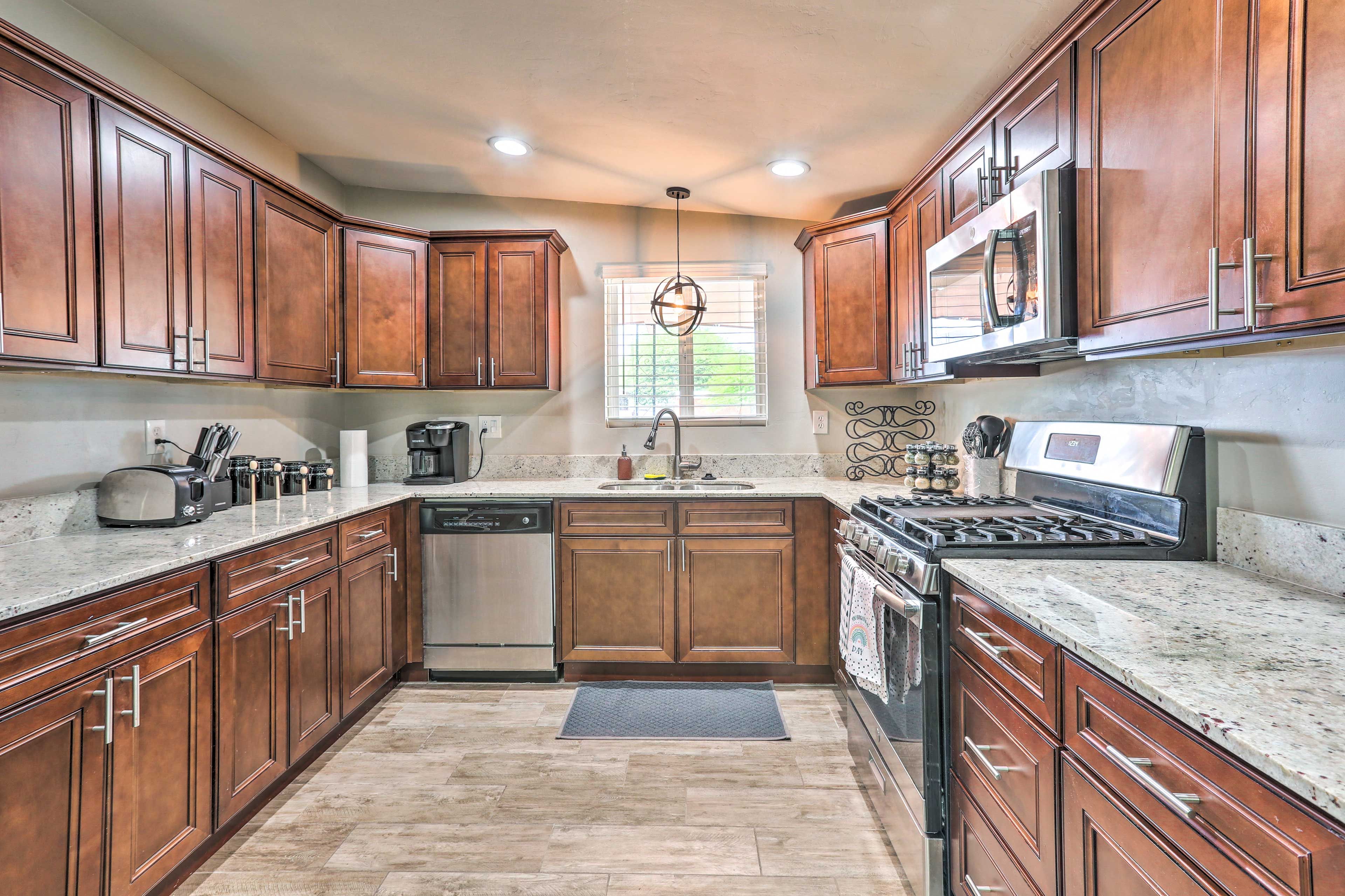 Kitchen | Cooking Basics | Crockpot | Blender | Dishwasher