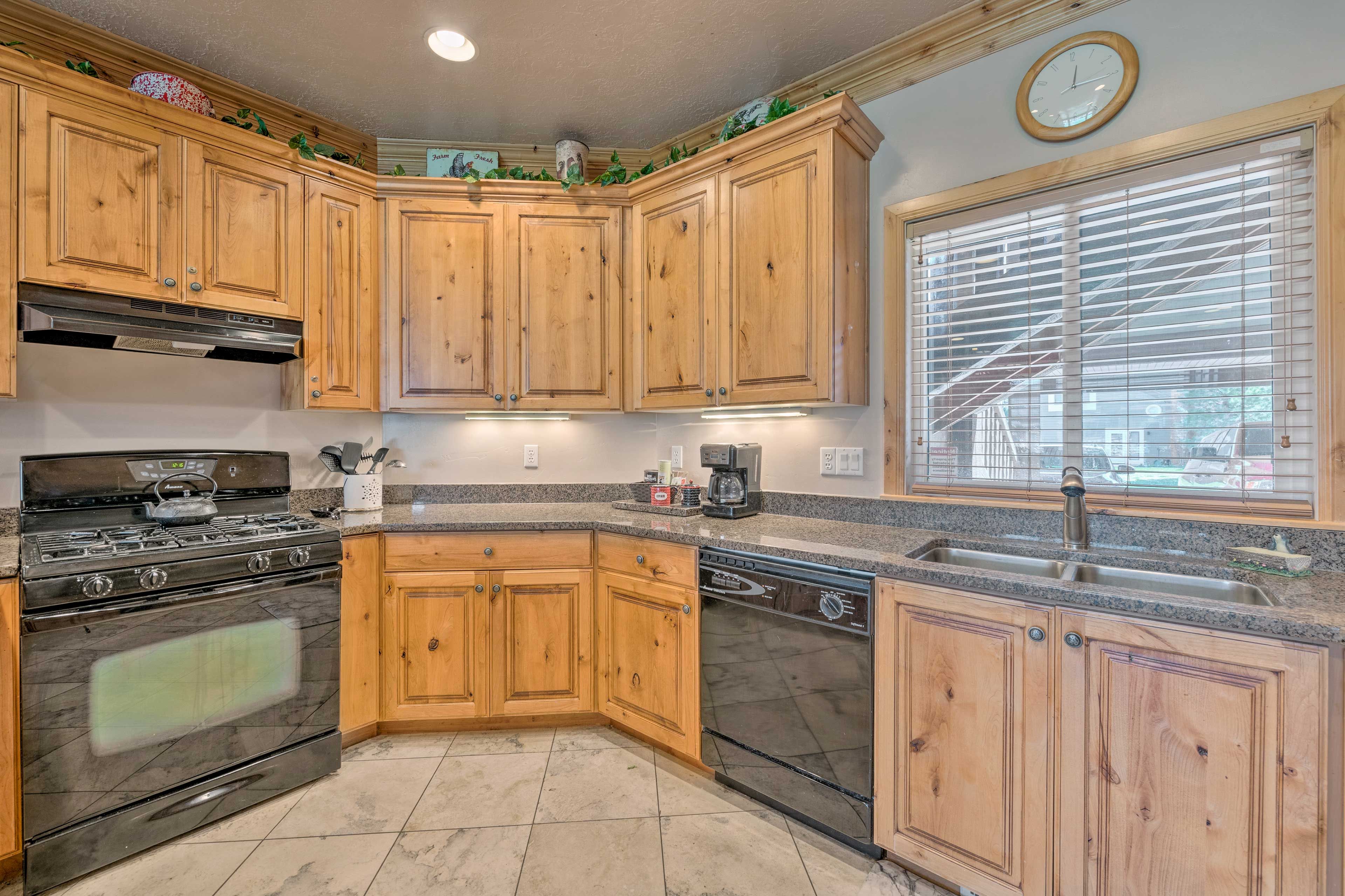 Kitchen | Complimentary Spices | Crockpot