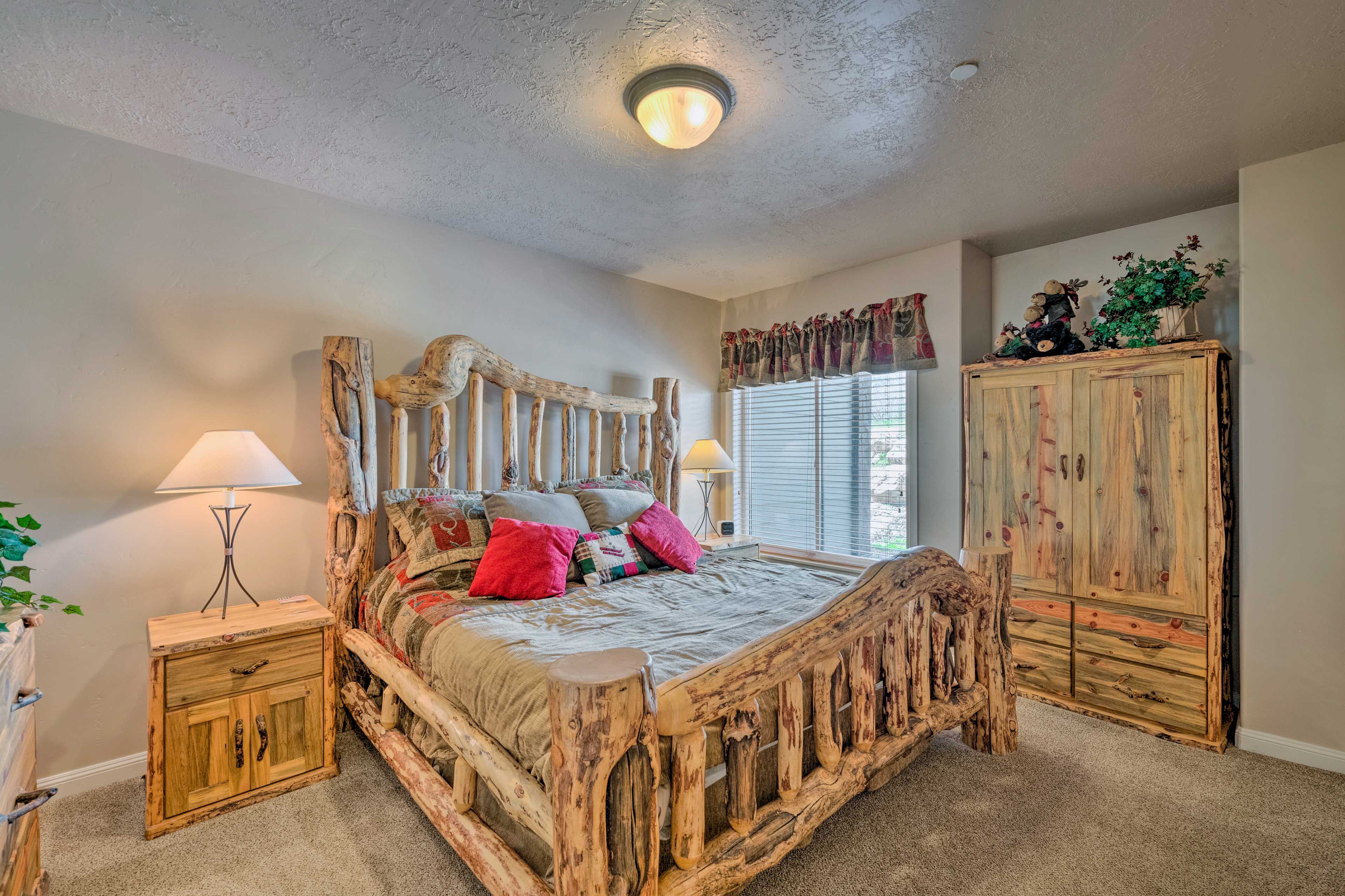 Bedroom 2 | Lower Level | California King Bed