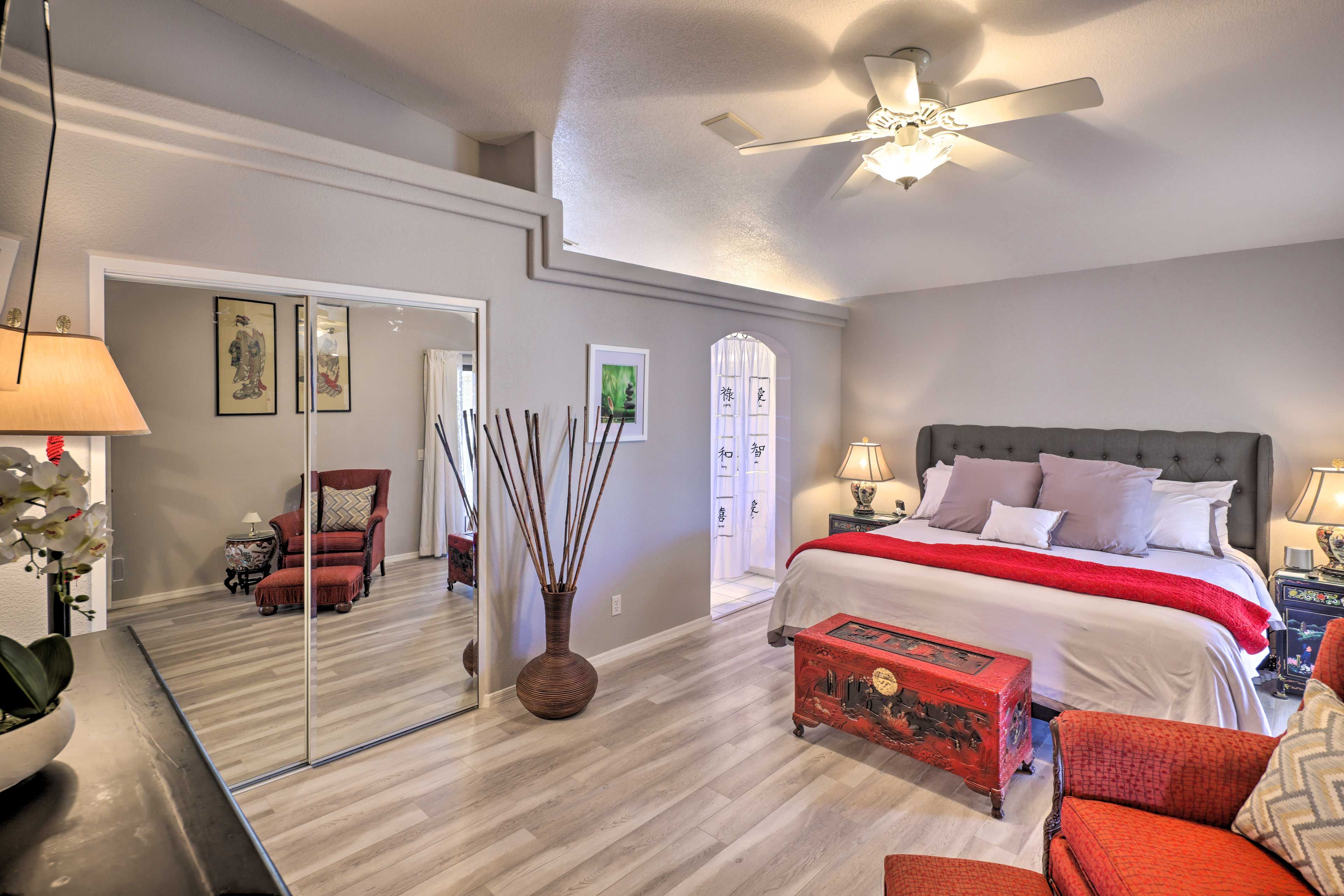 Bedroom 1 | King Bed | En-Suite Bathroom