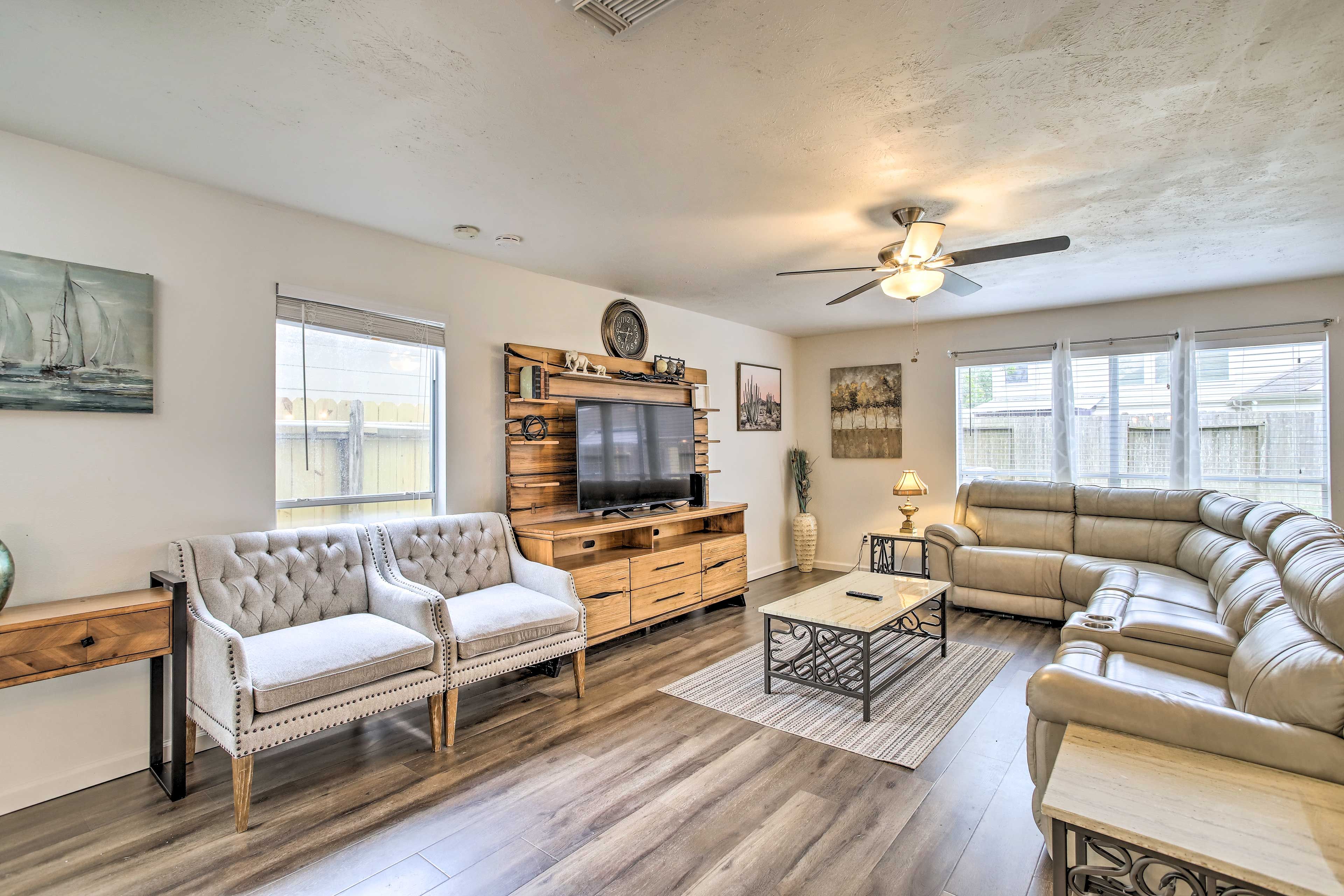 Living Room | 2,200 Sq Ft