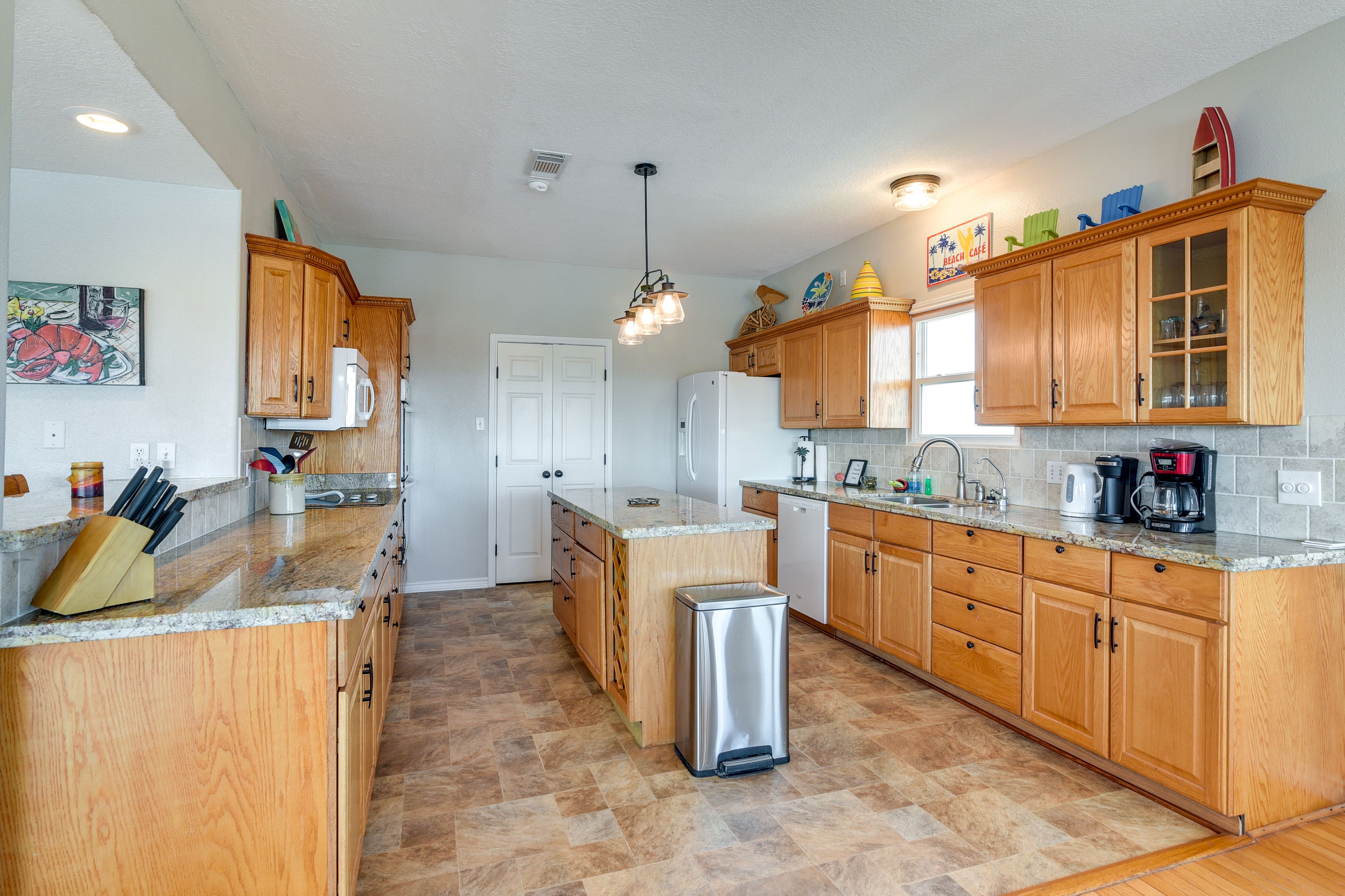 Kitchen | Cooking Basics | Coffee Maker | Trash Bags & Paper Towels