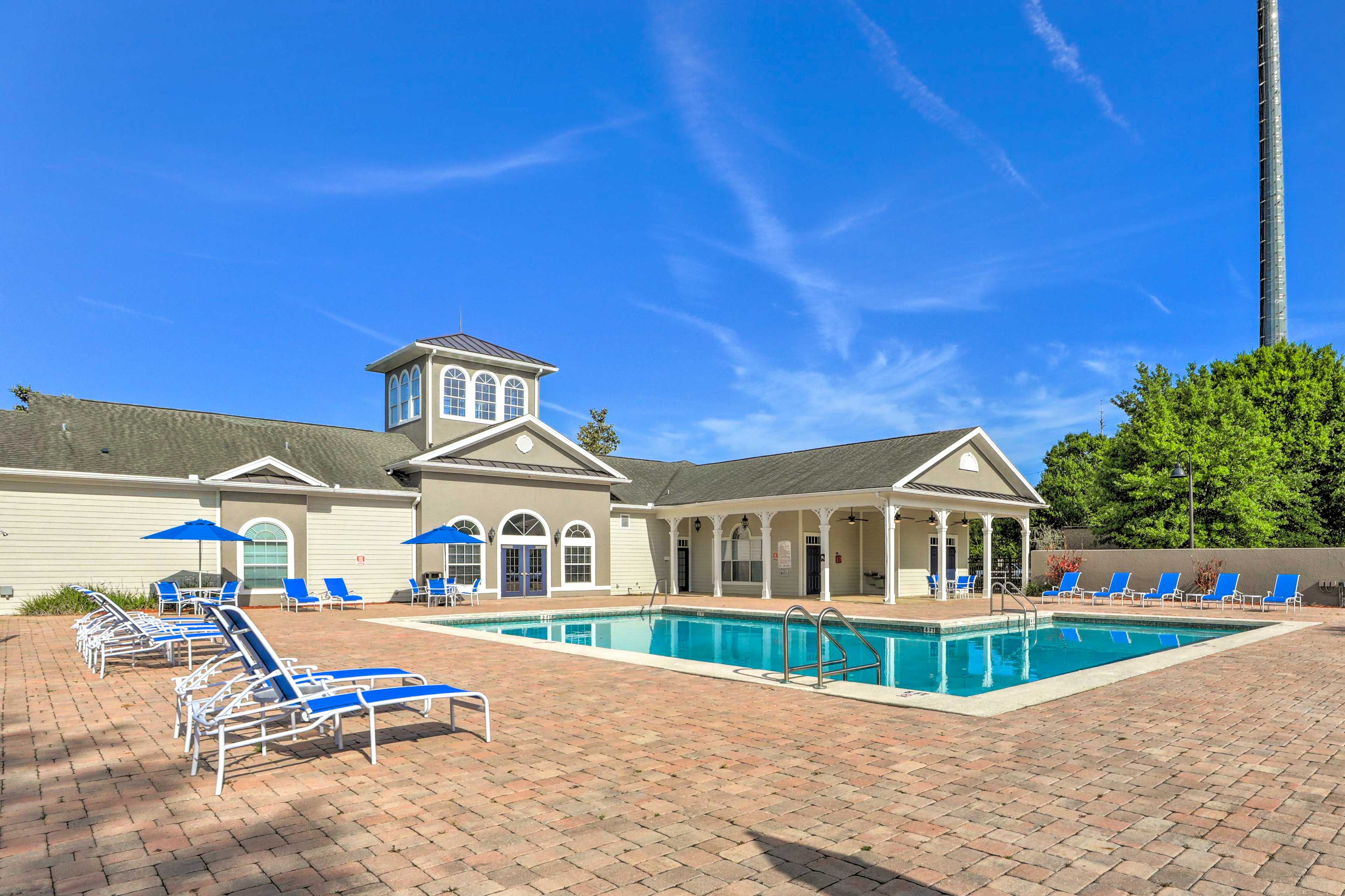 Community Outdoor Pool