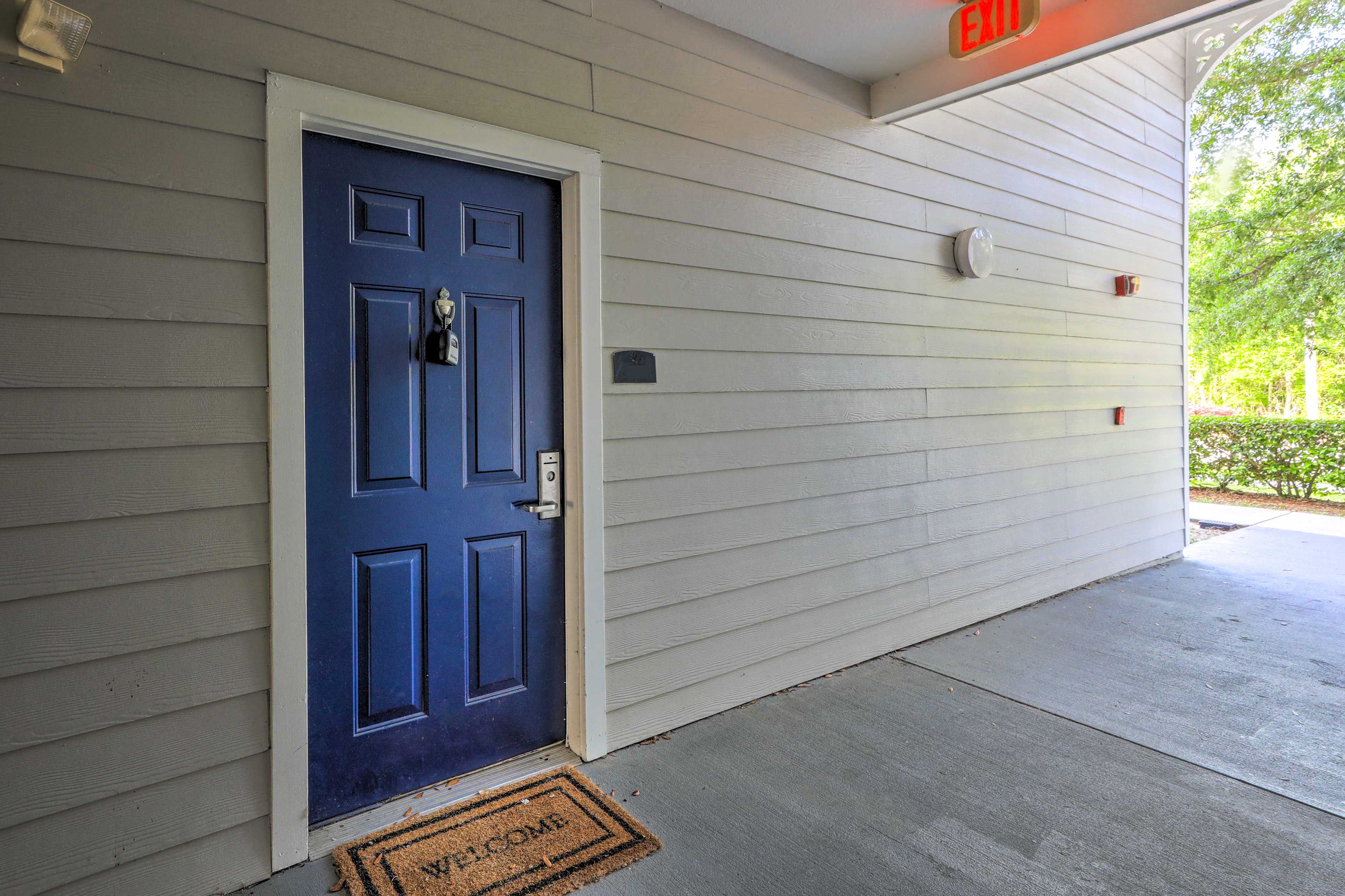 Exterior | Keyless Entry