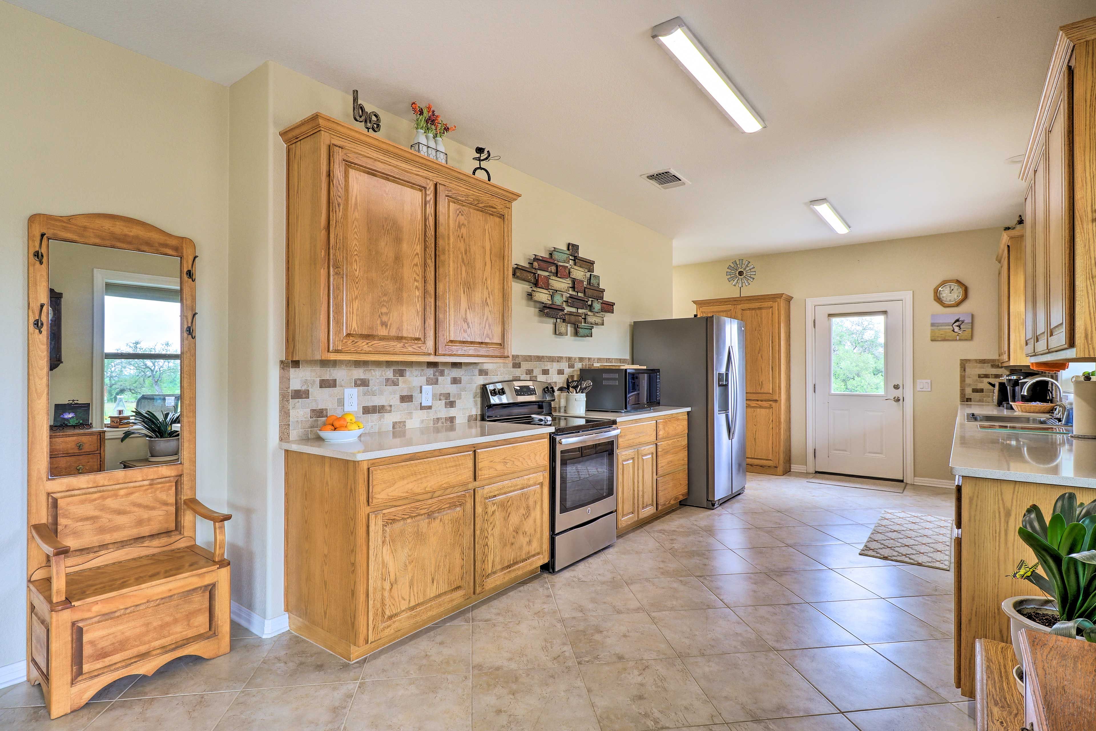 Kitchen | Keurig Coffee Maker | Cooking Basics | Toaster Oven | Spices