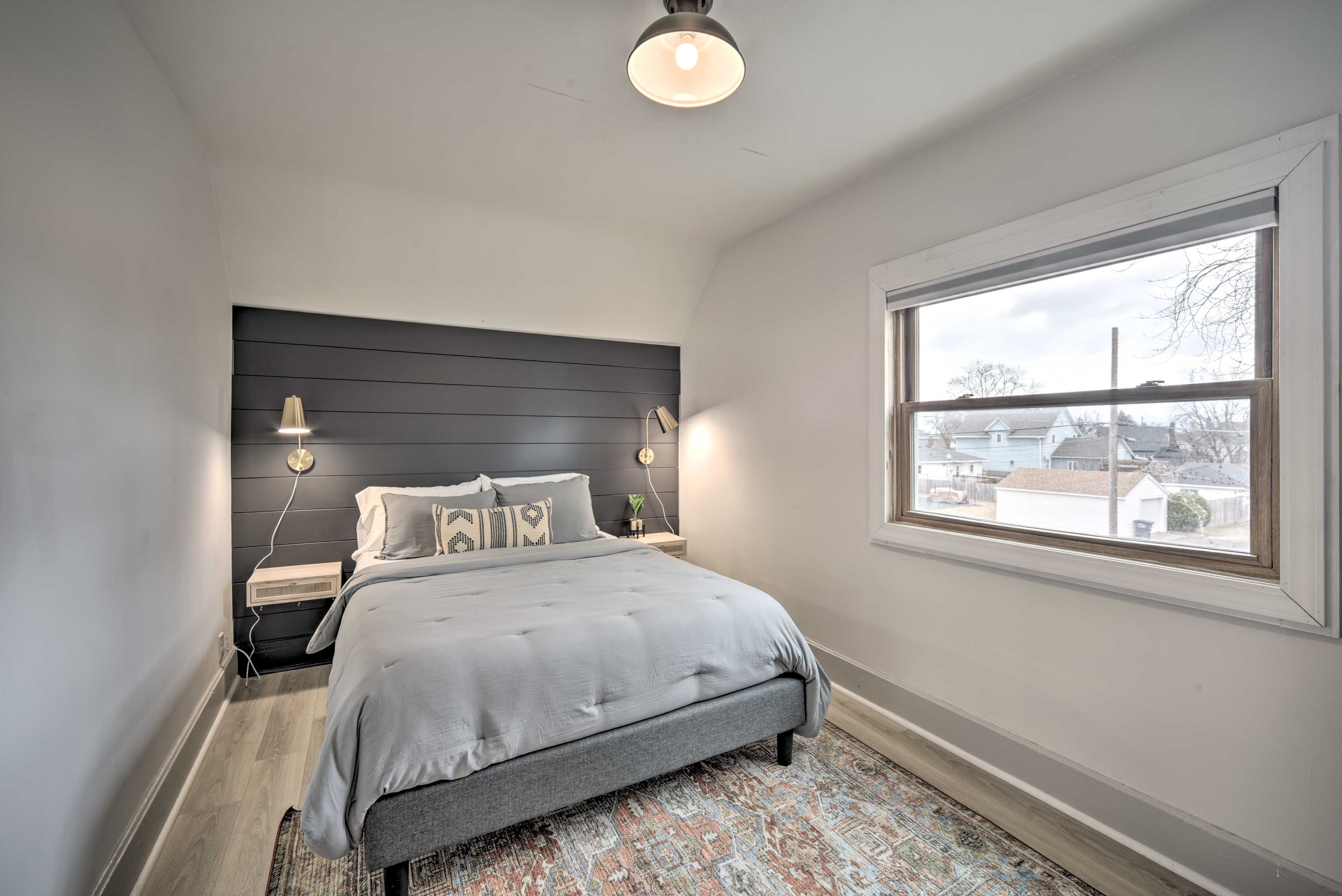 Bedroom 2 | Upper Level | Queen Bed