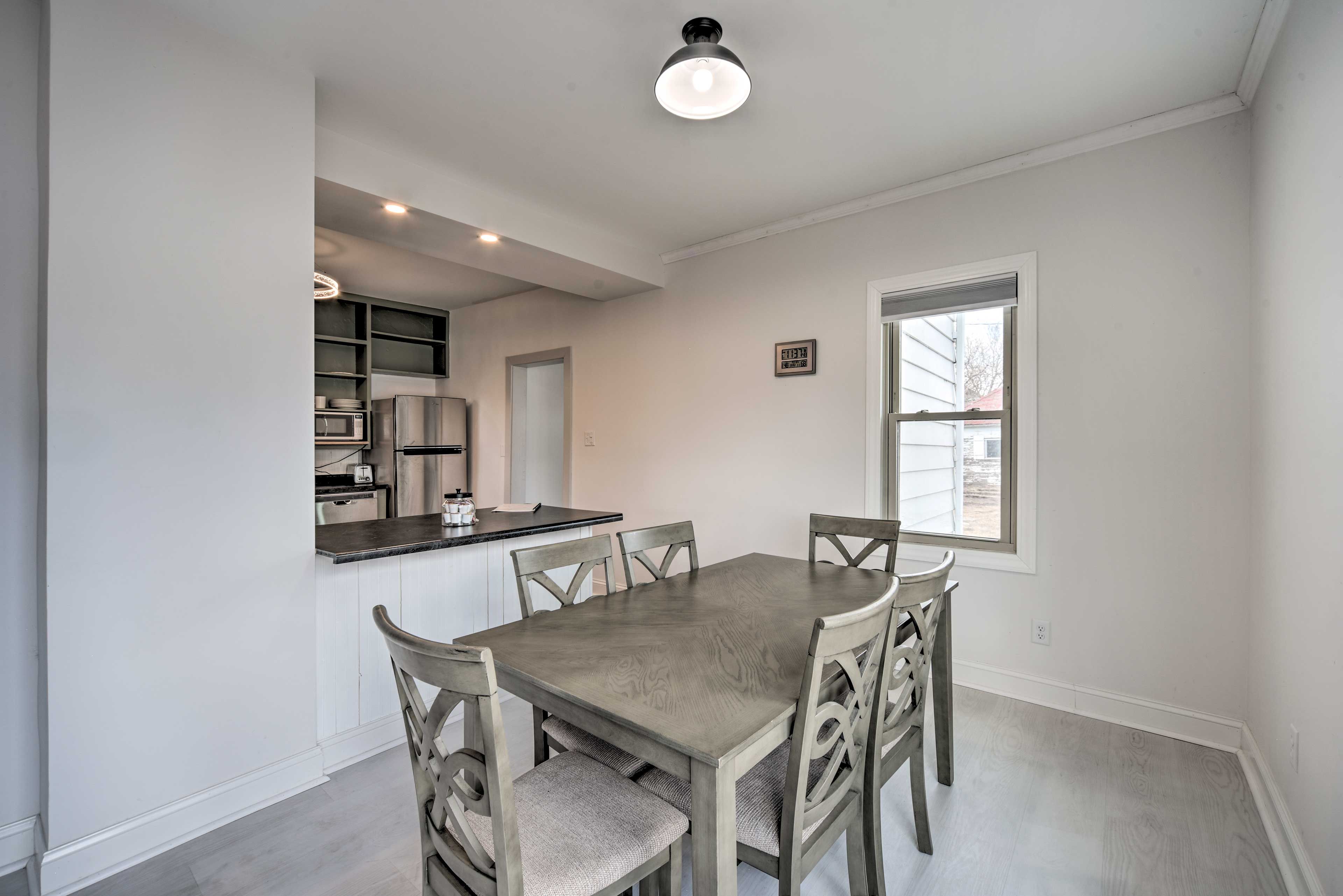 Dining Space | Dishware & Flatware