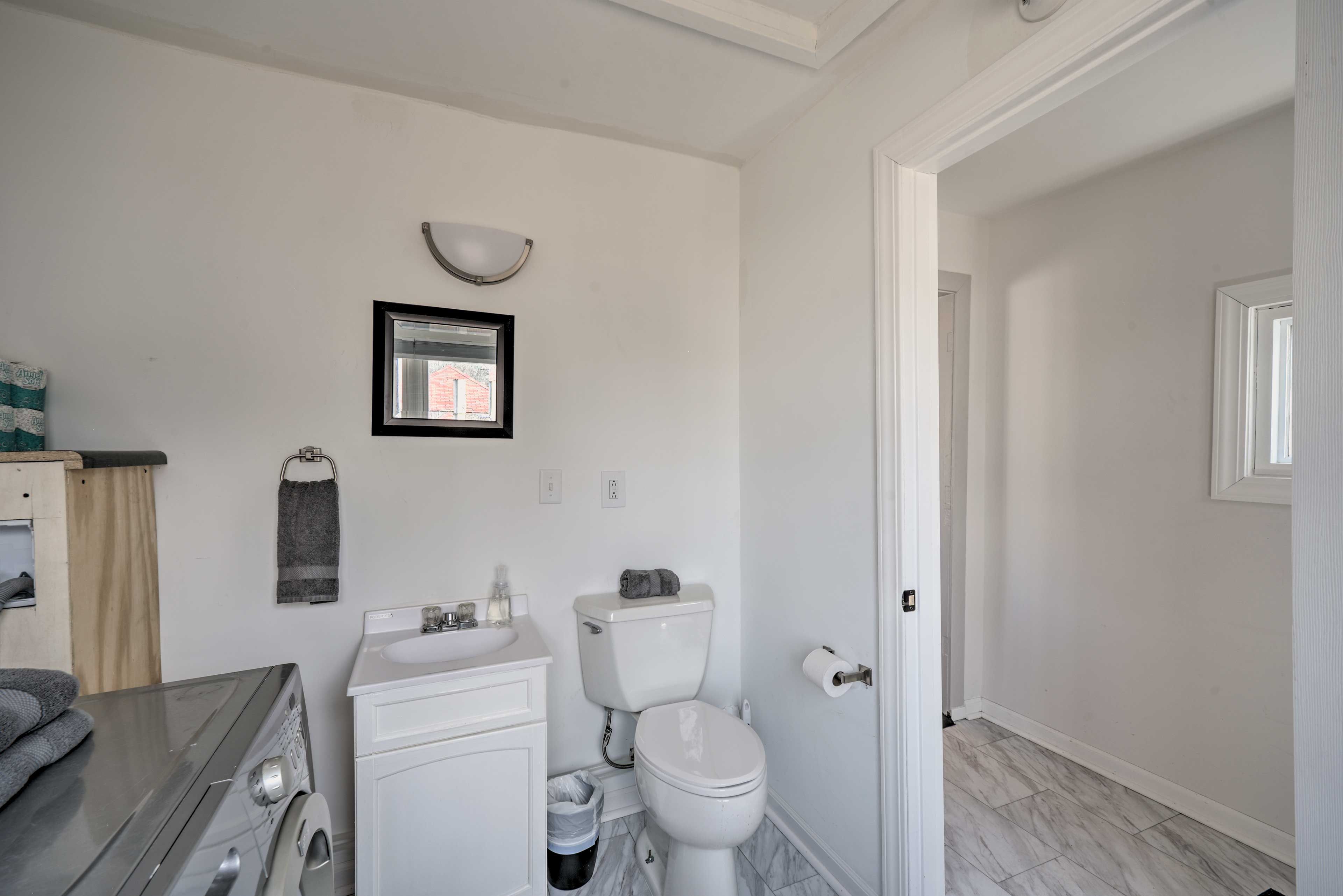 Half Bathroom | Washer & Dryer