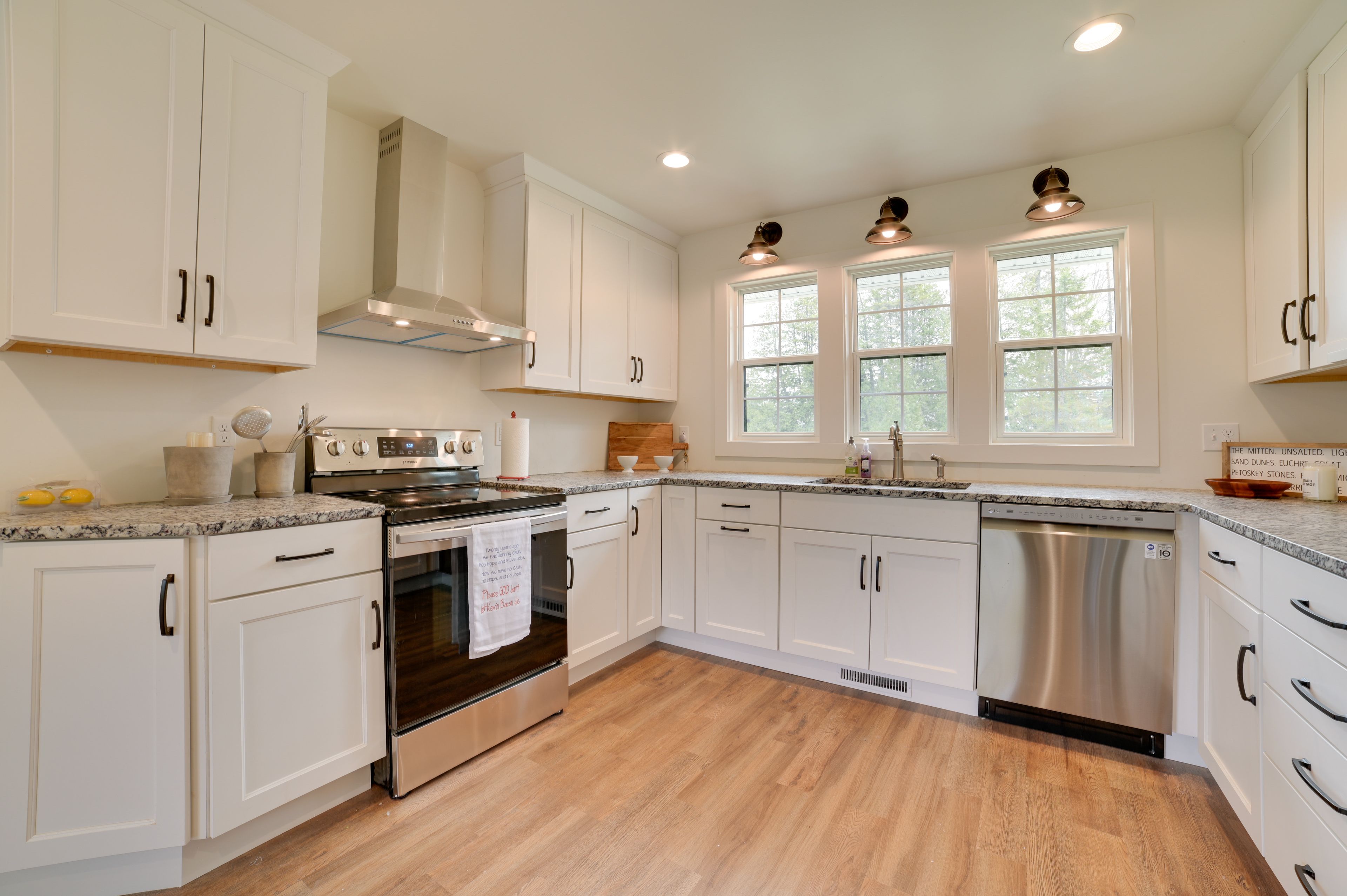 Kitchen | 1st Floor | Dishwasher