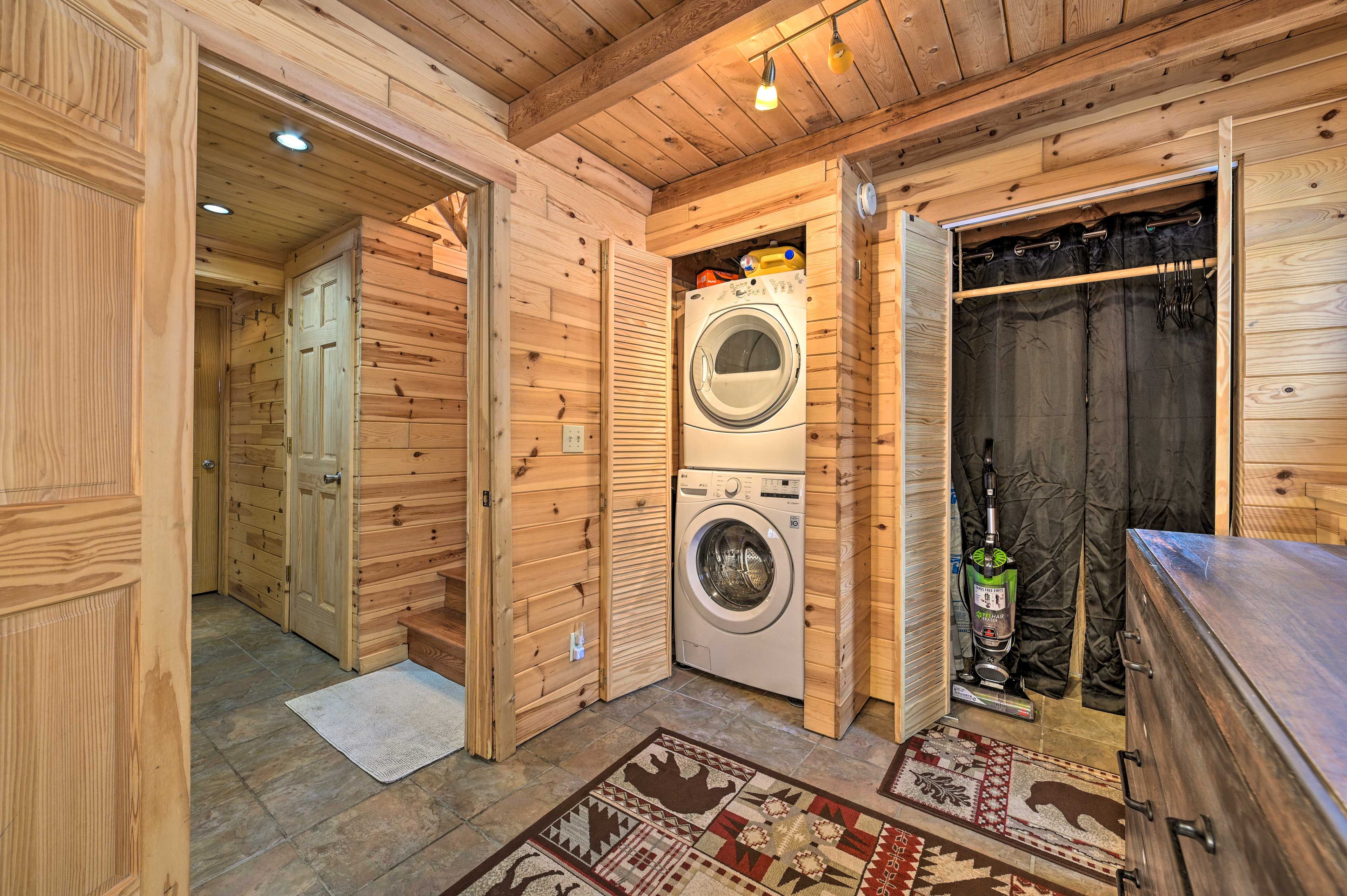Washer/Dryer | Iron/Board