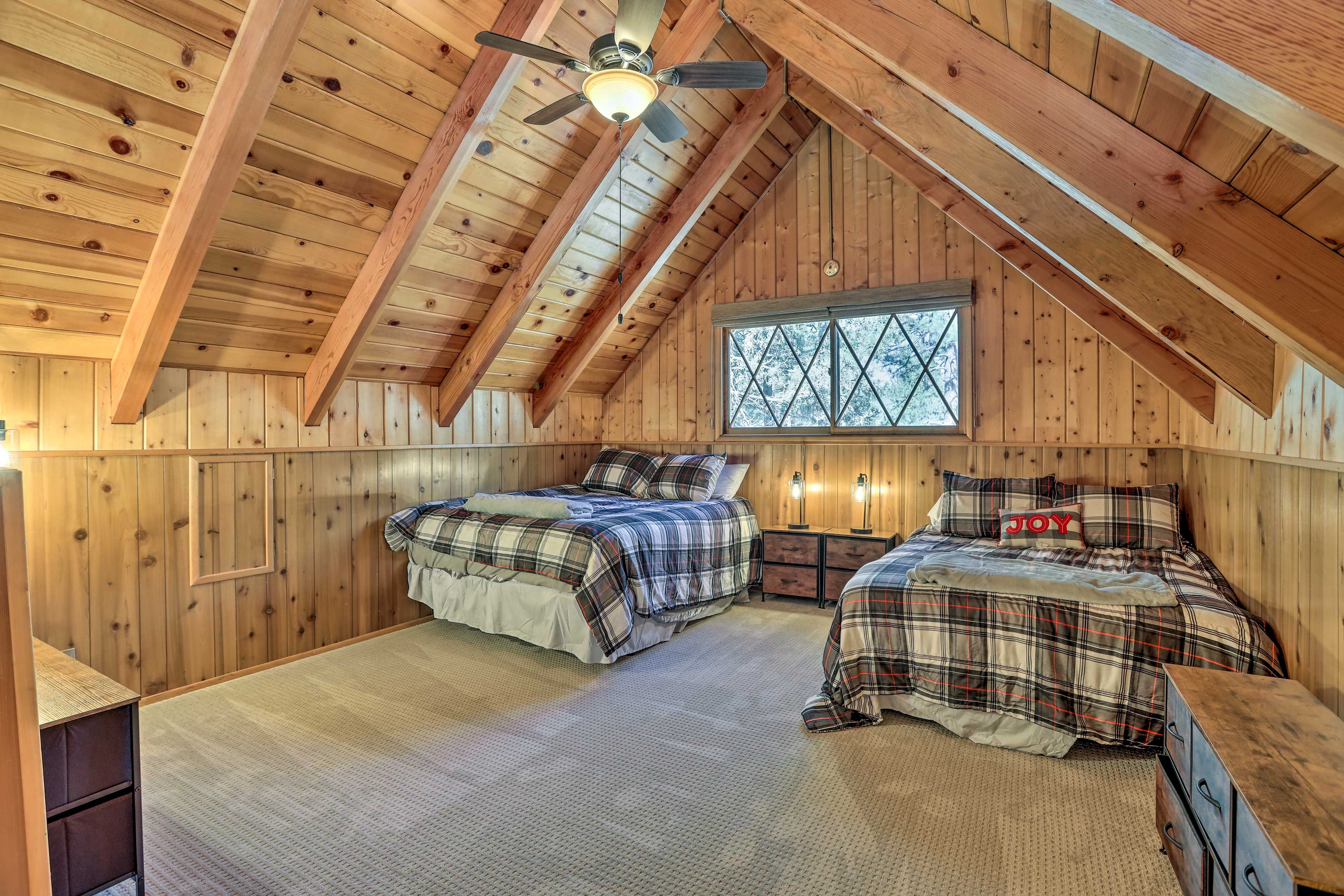 Bedroom 3 (Loft) | 2 Queen Beds