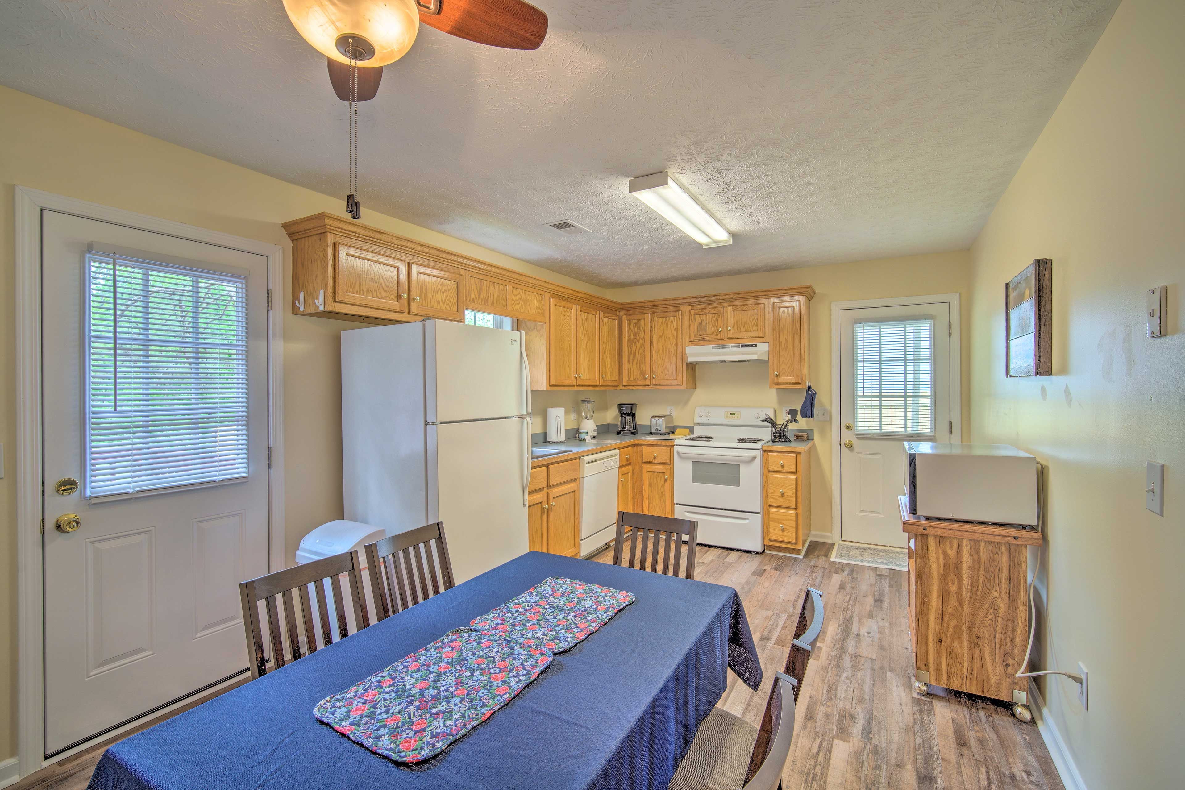 Dining Area | Fully Equipped Kitchen
