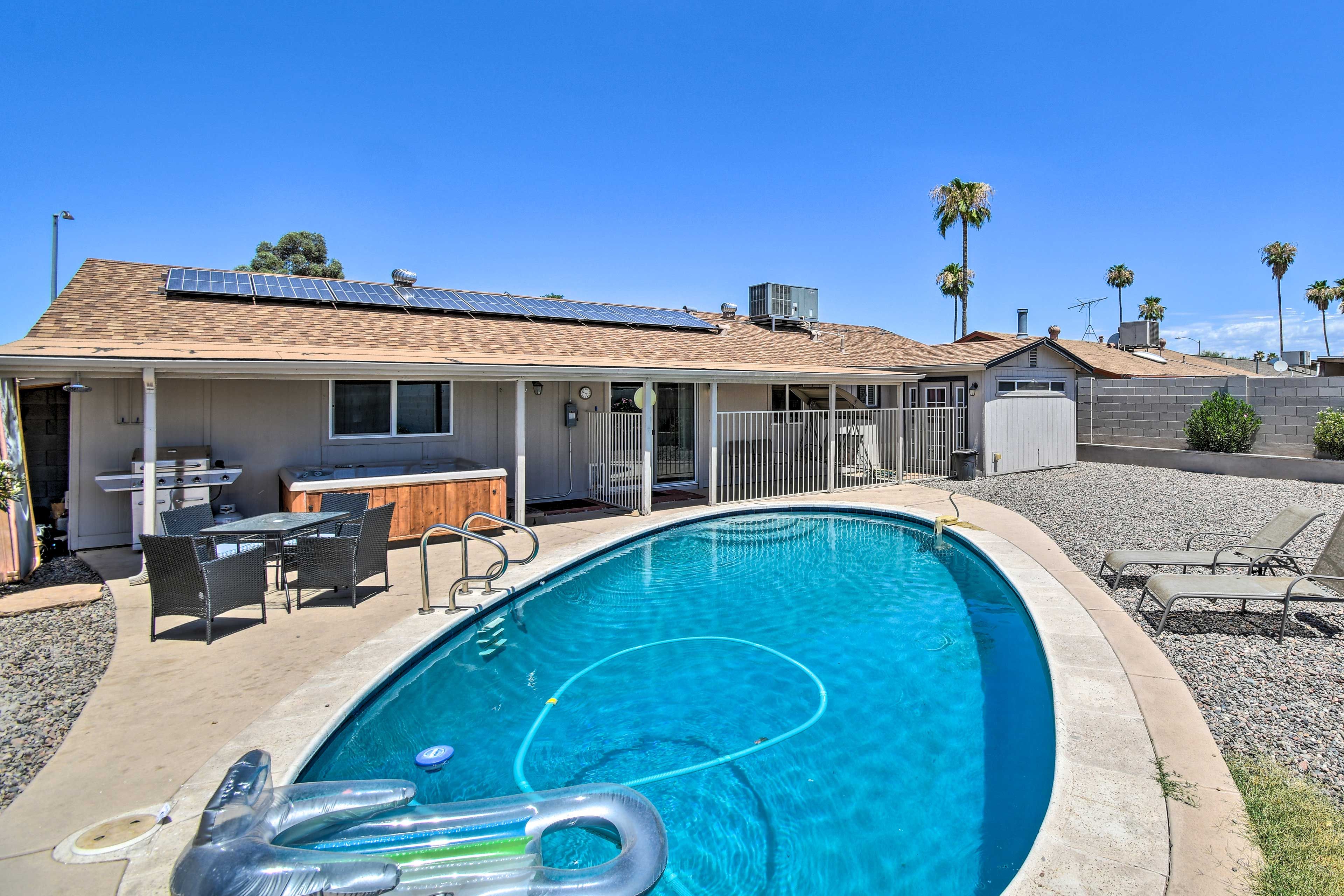 Home Exterior | Private Pool
