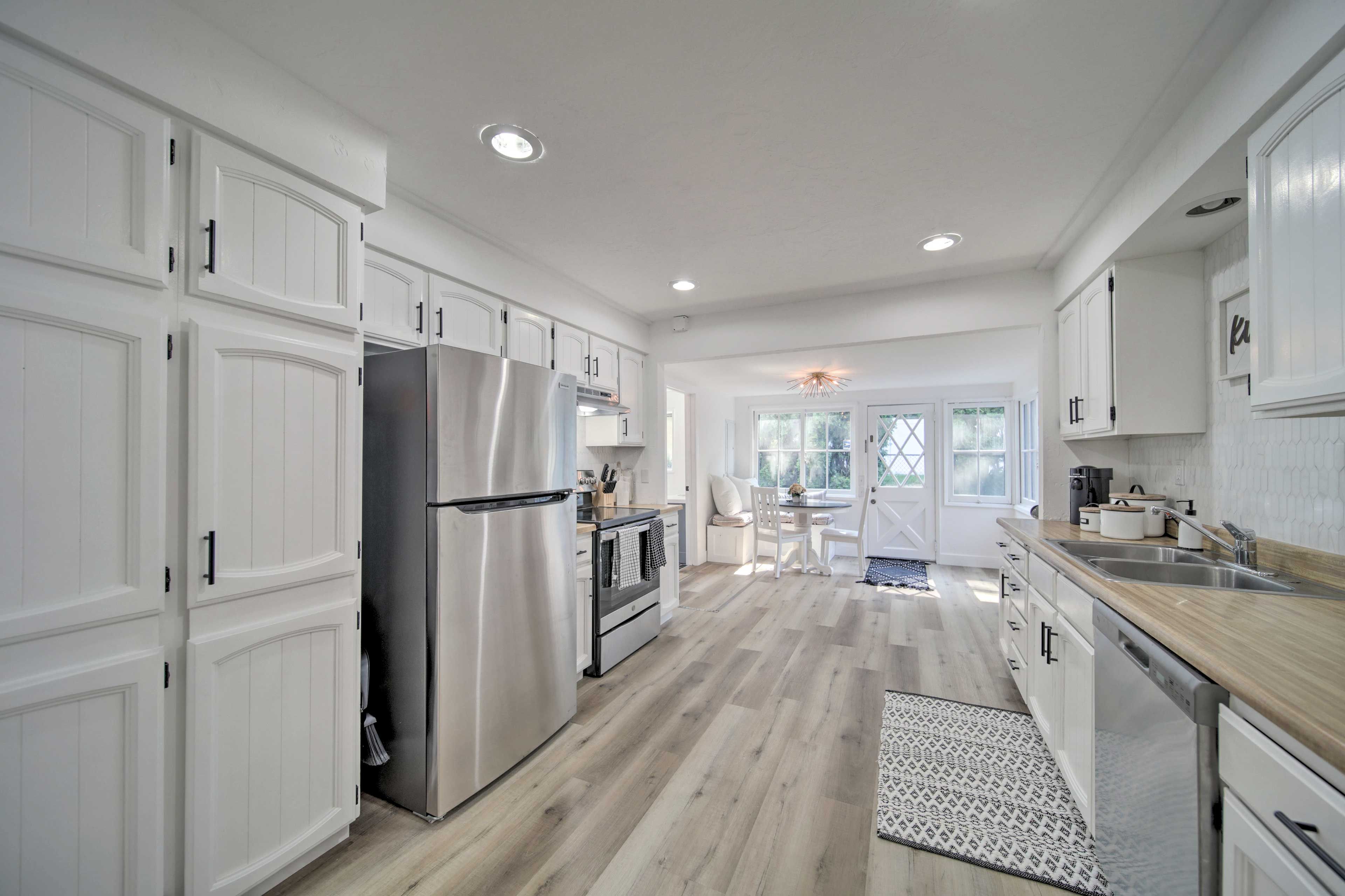 Kitchen | Stainless Steel Appliances | Spices