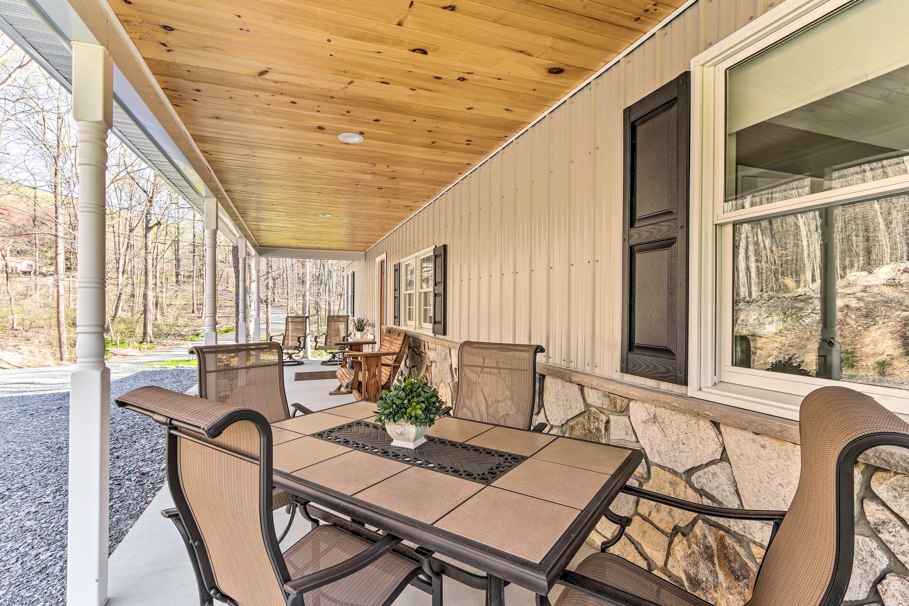 Outdoor Dining Area