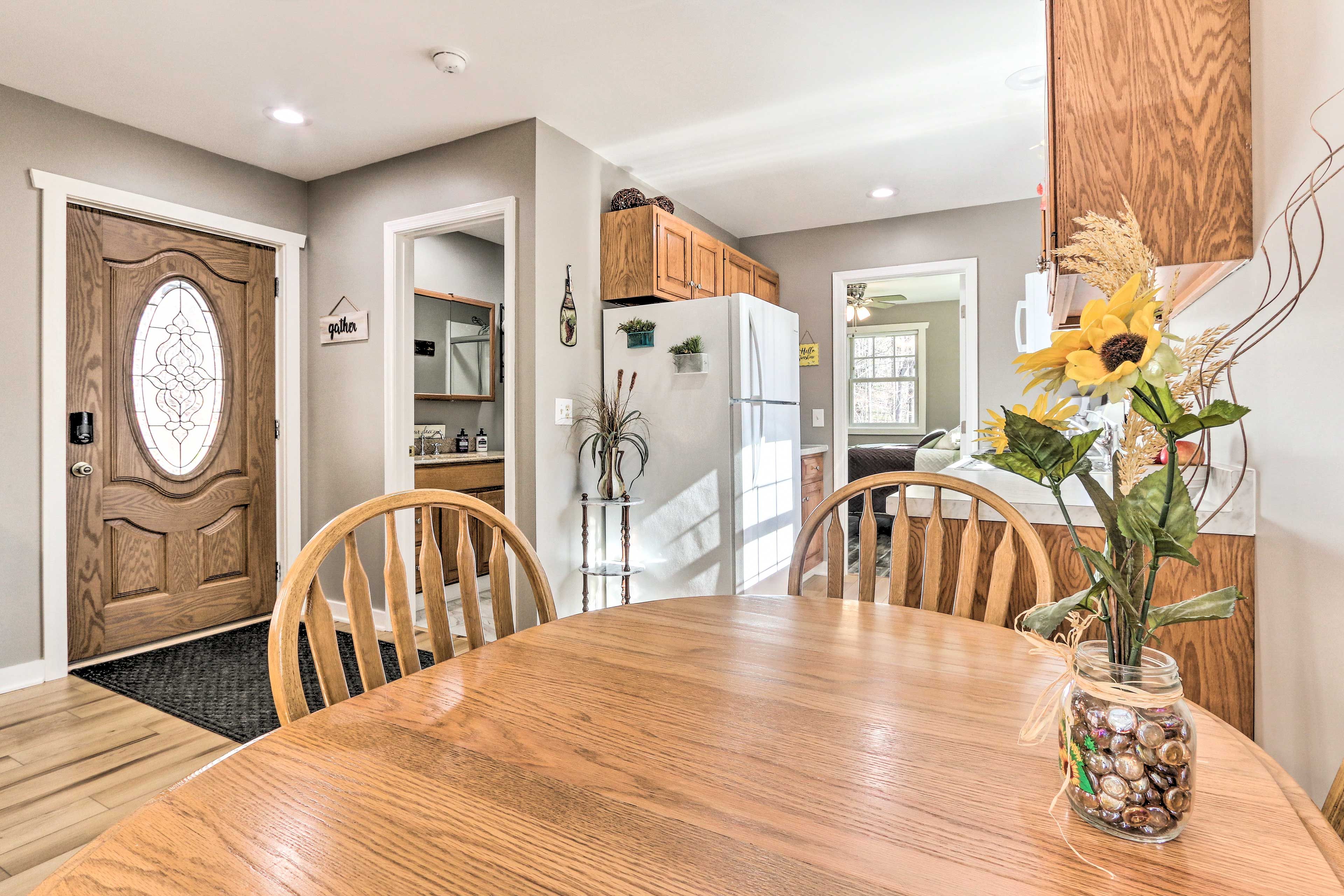 Dining Area | Main Floor