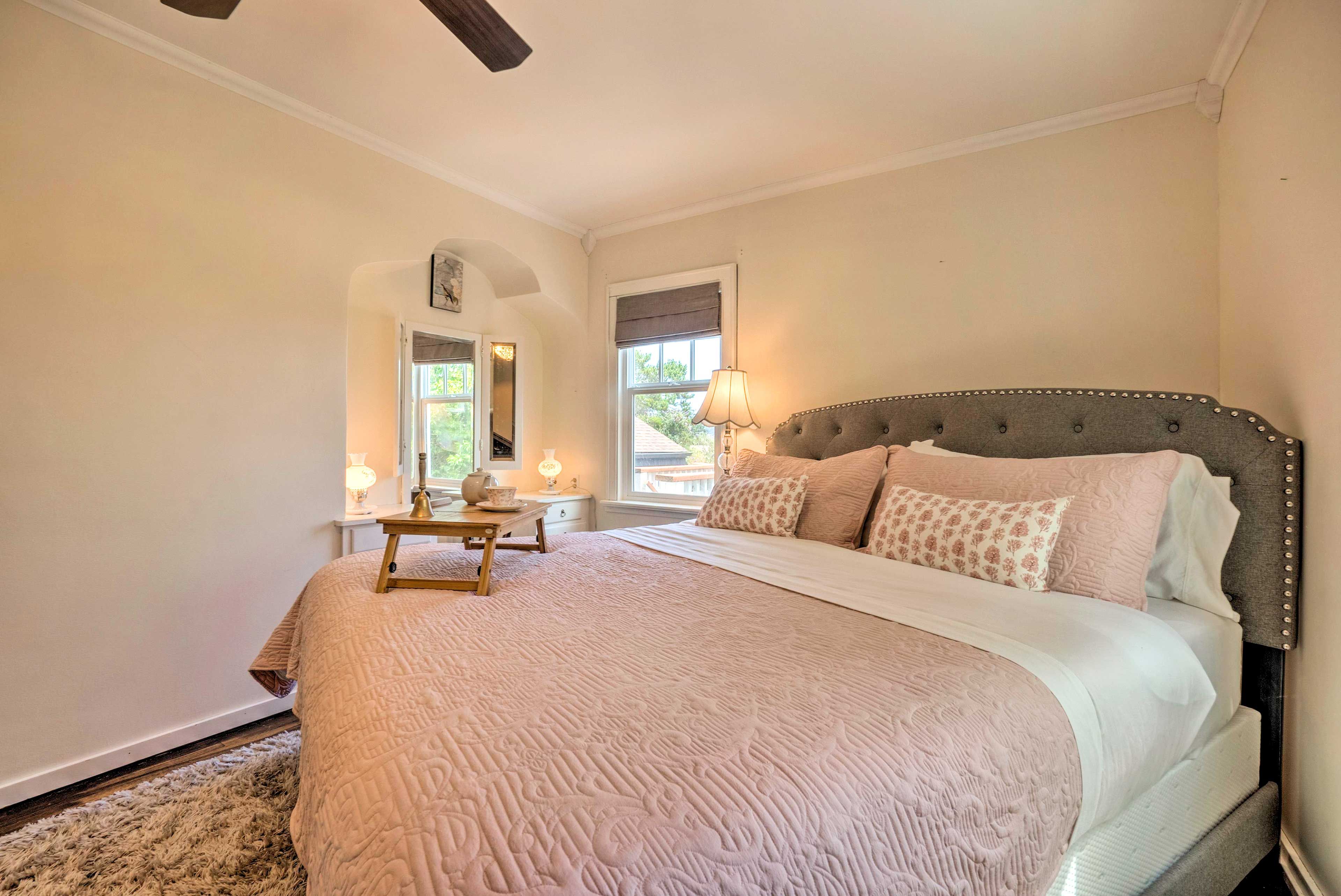 Bedroom 1 | King Bed | Main Level