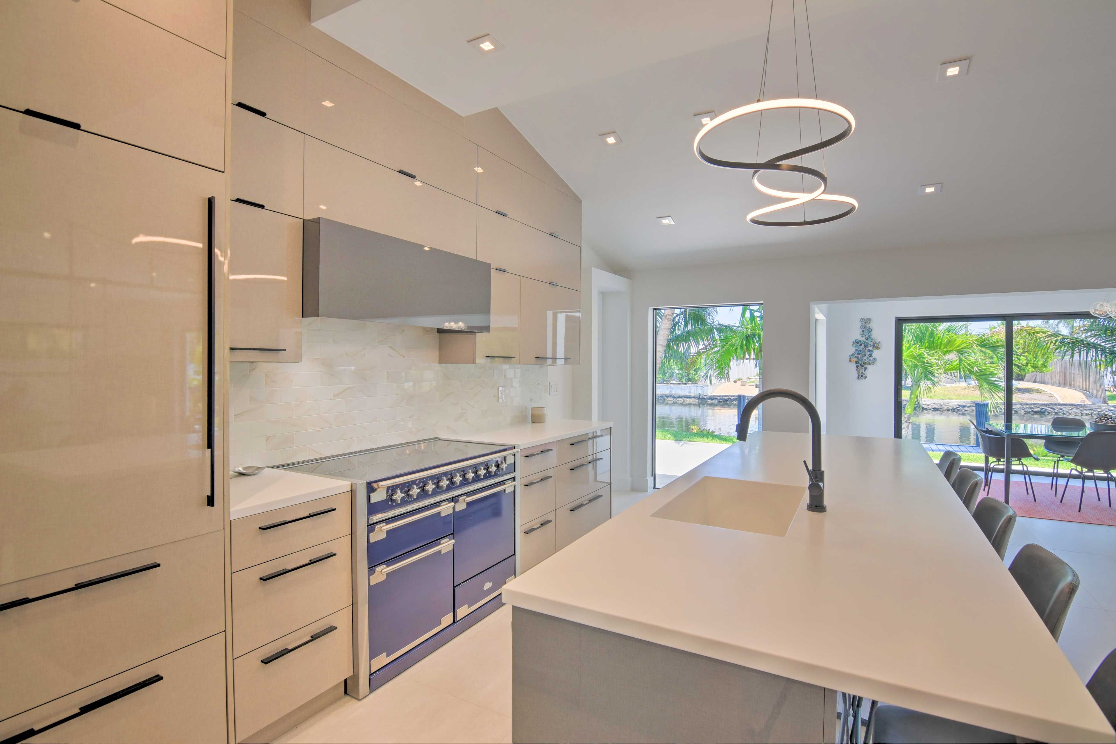 Kitchen | Coffee Maker | Blender | Toaster | Crockpot