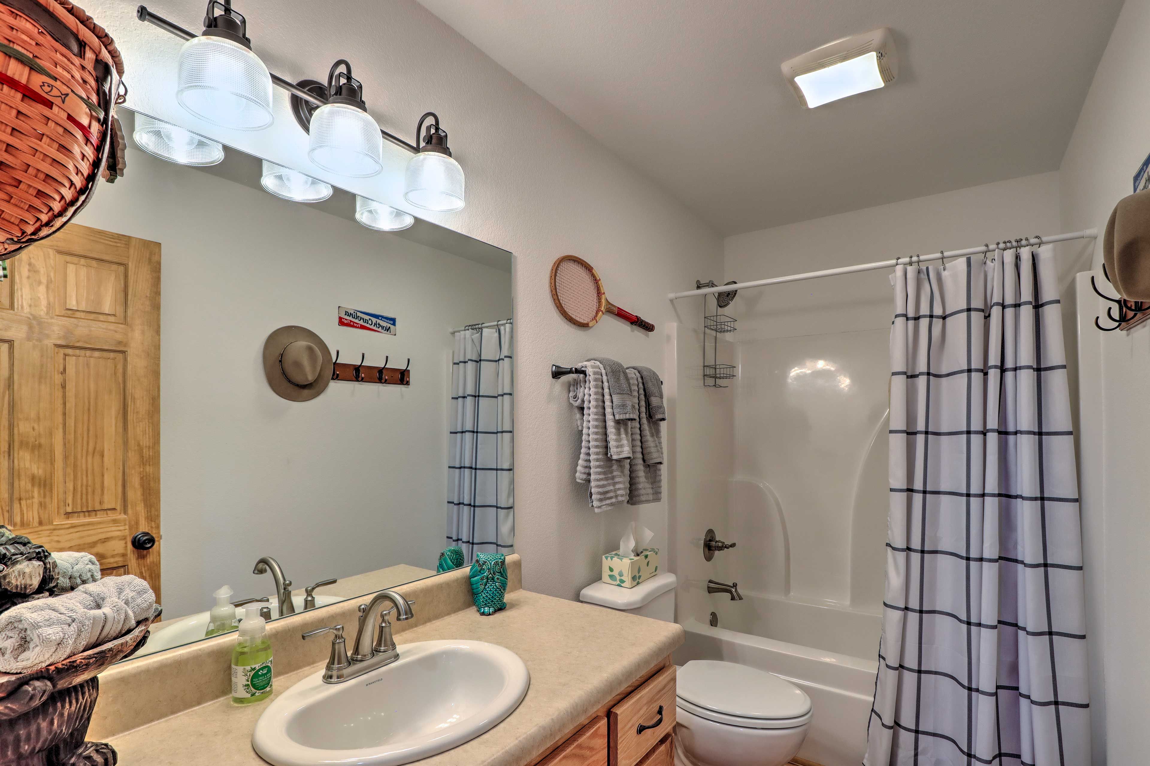 Full Bathroom